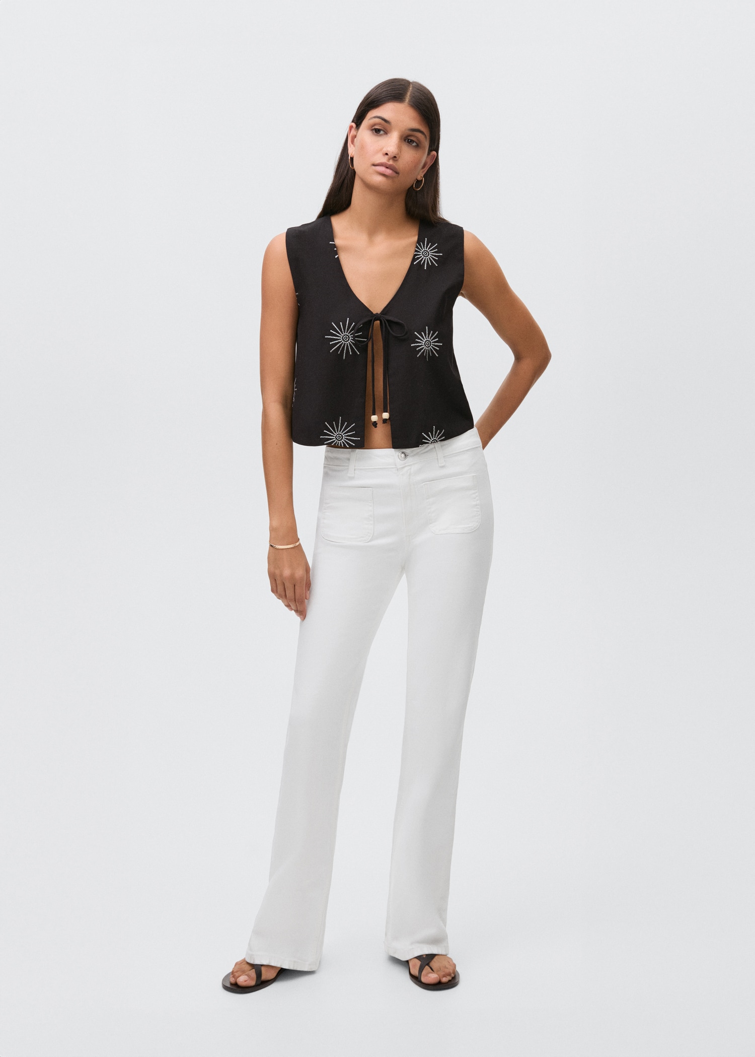 Flared jeans with pocket - General plane