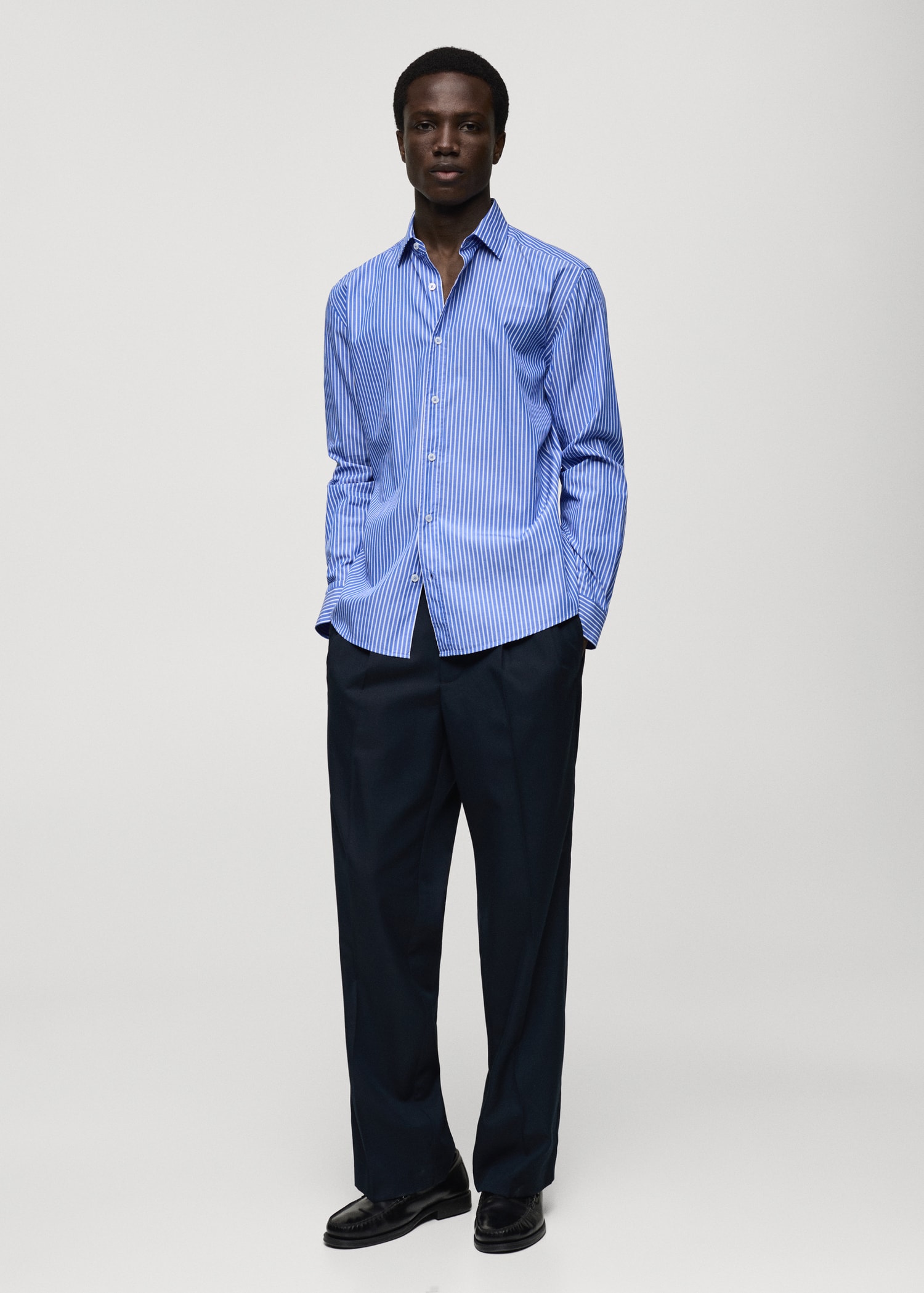 100% cotton regular-fit striped shirt - General plane