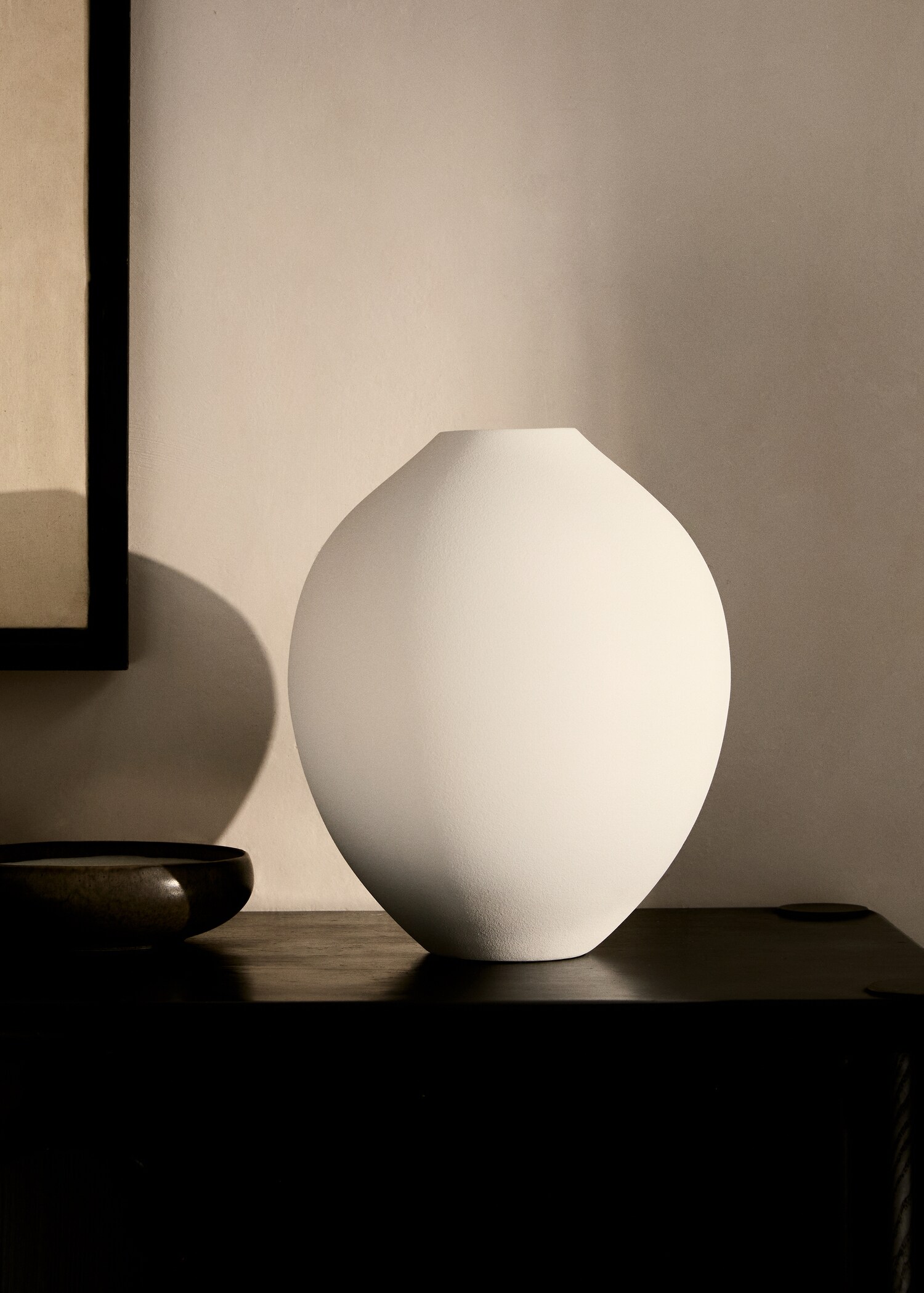 Grande vaso in ceramica finitura opaca - Piano generale