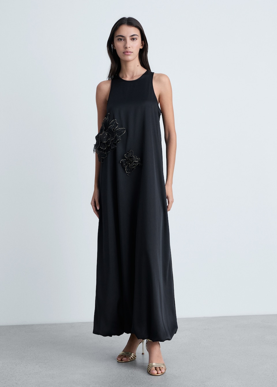2025 wedding guest outfits - black wedding guest dress