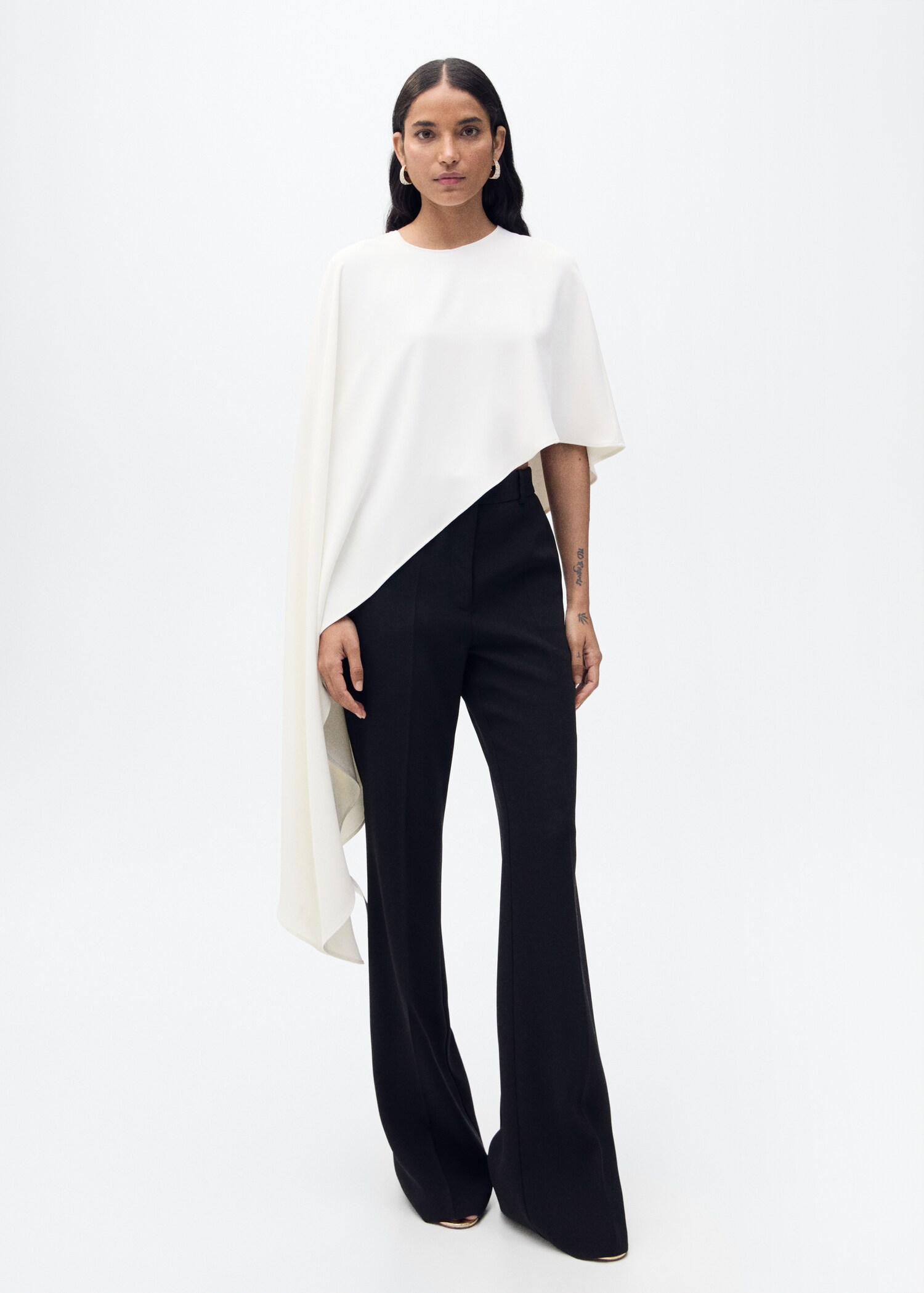 Asymmetrisches Cape mit Rundhals - Allgemeine Ansicht
