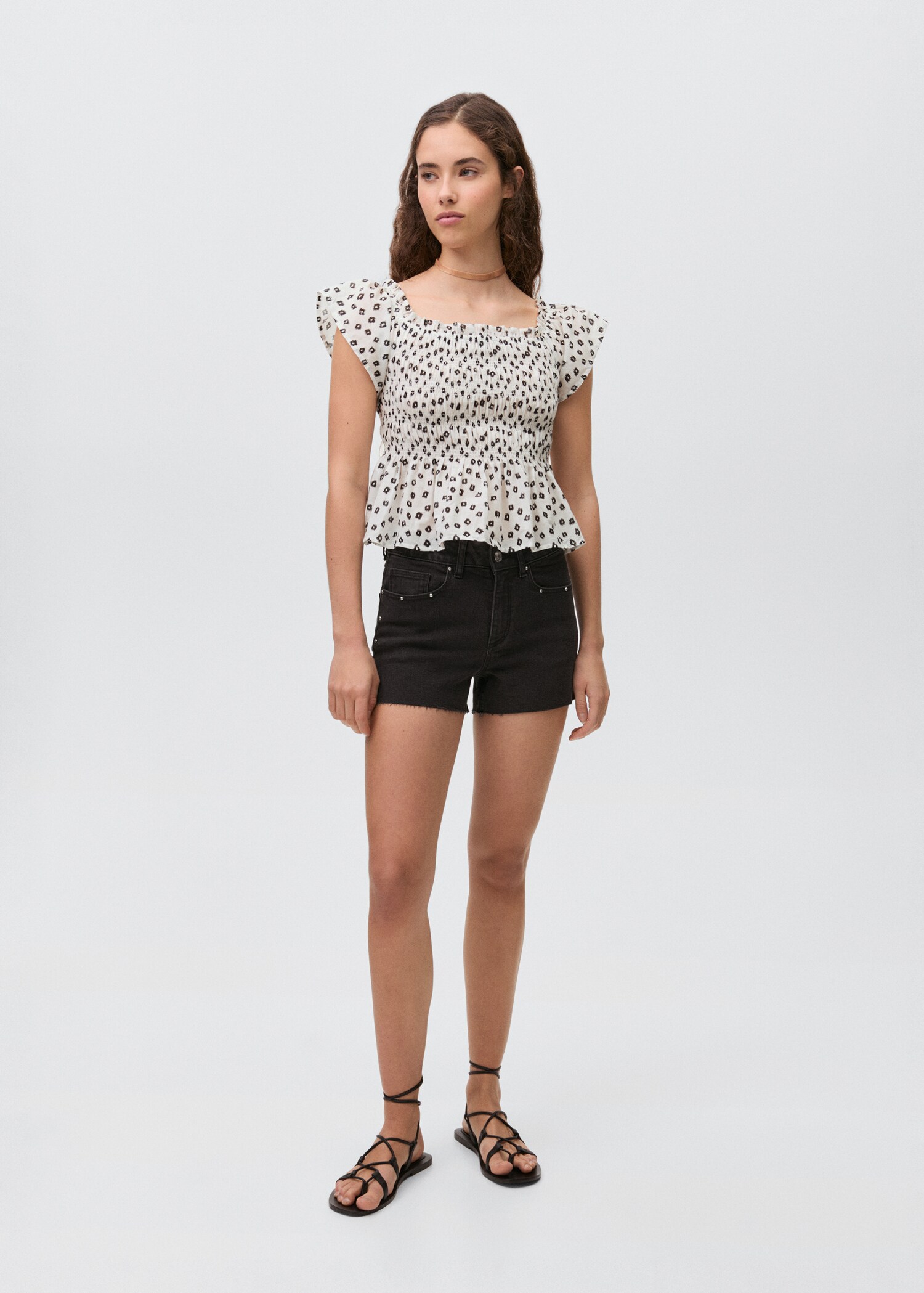 Bedrukte blouse met ruches - Overzichtstekening