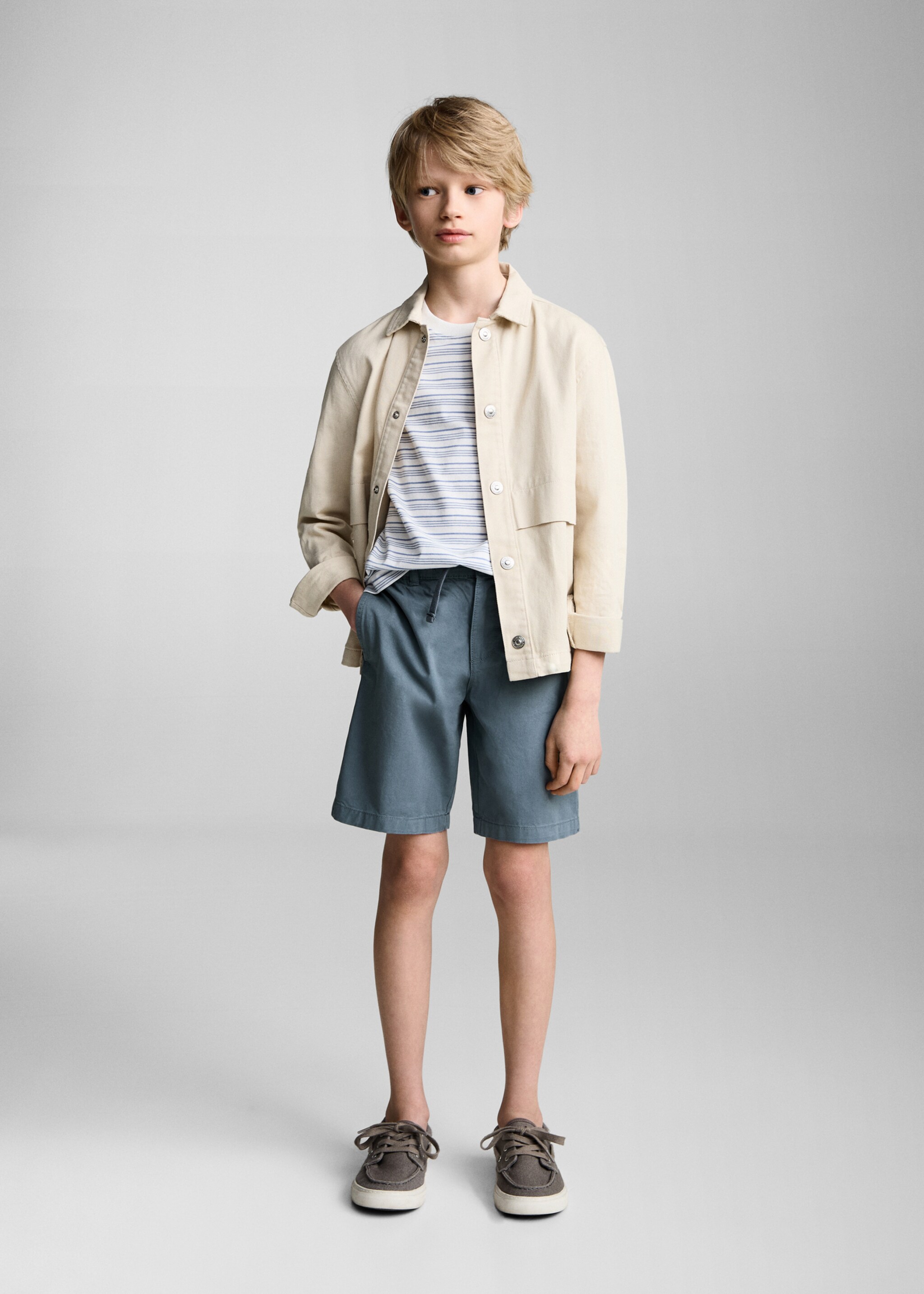 Elastic waist Bermuda shorts - General plane