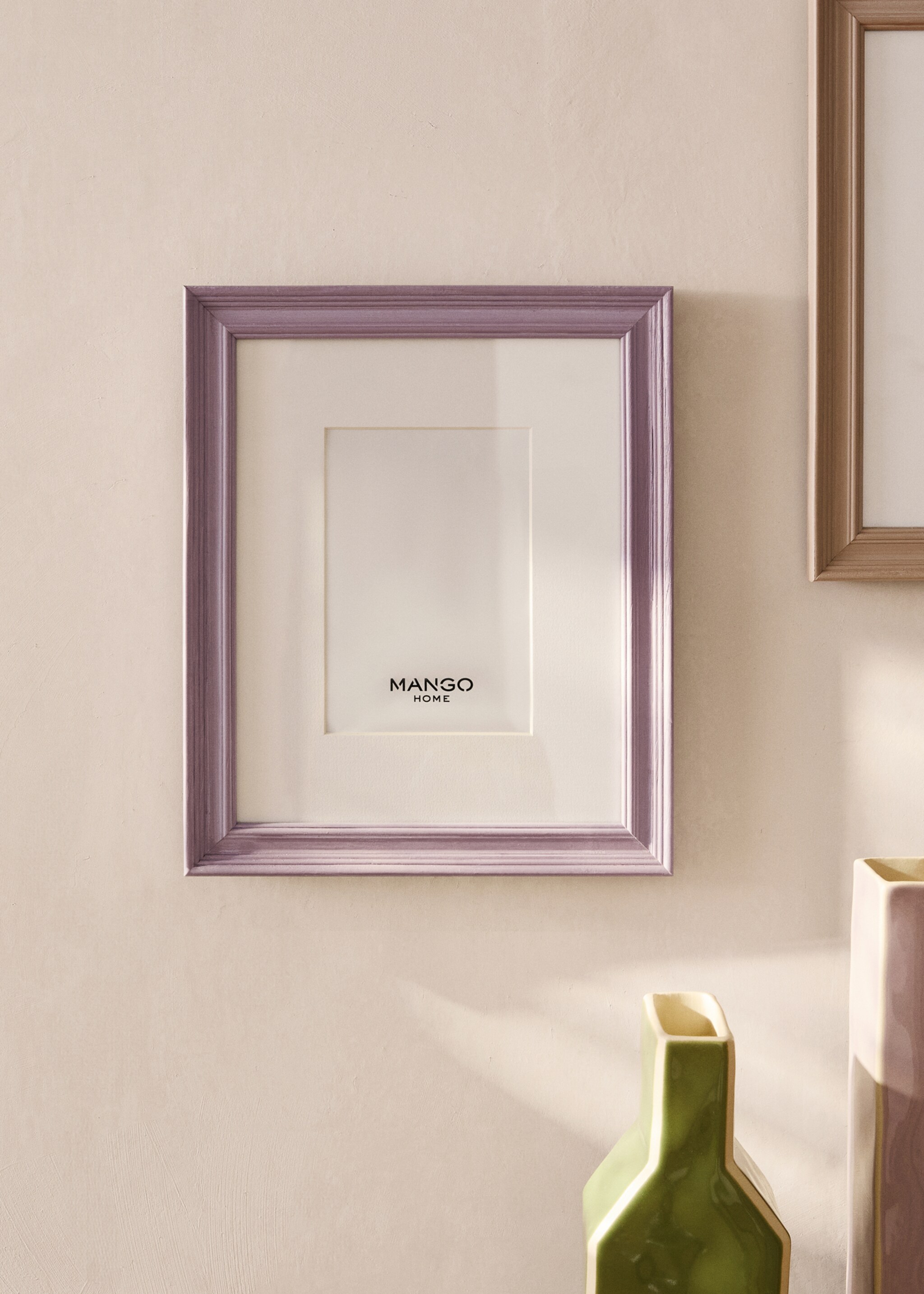 Medium wooden passe-partout frame - General plane, Lilac. Ref: 87037712-00.