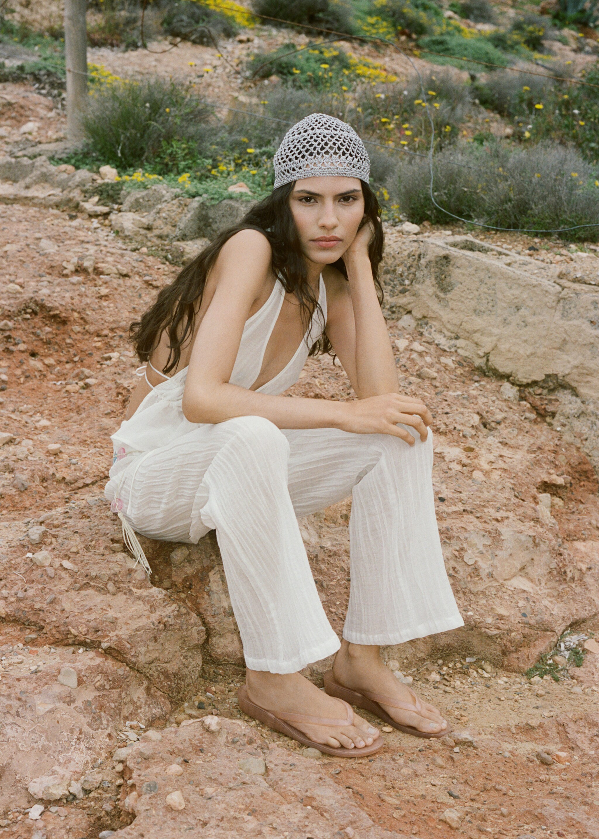 Fluid ramie trousers with bow - General plane