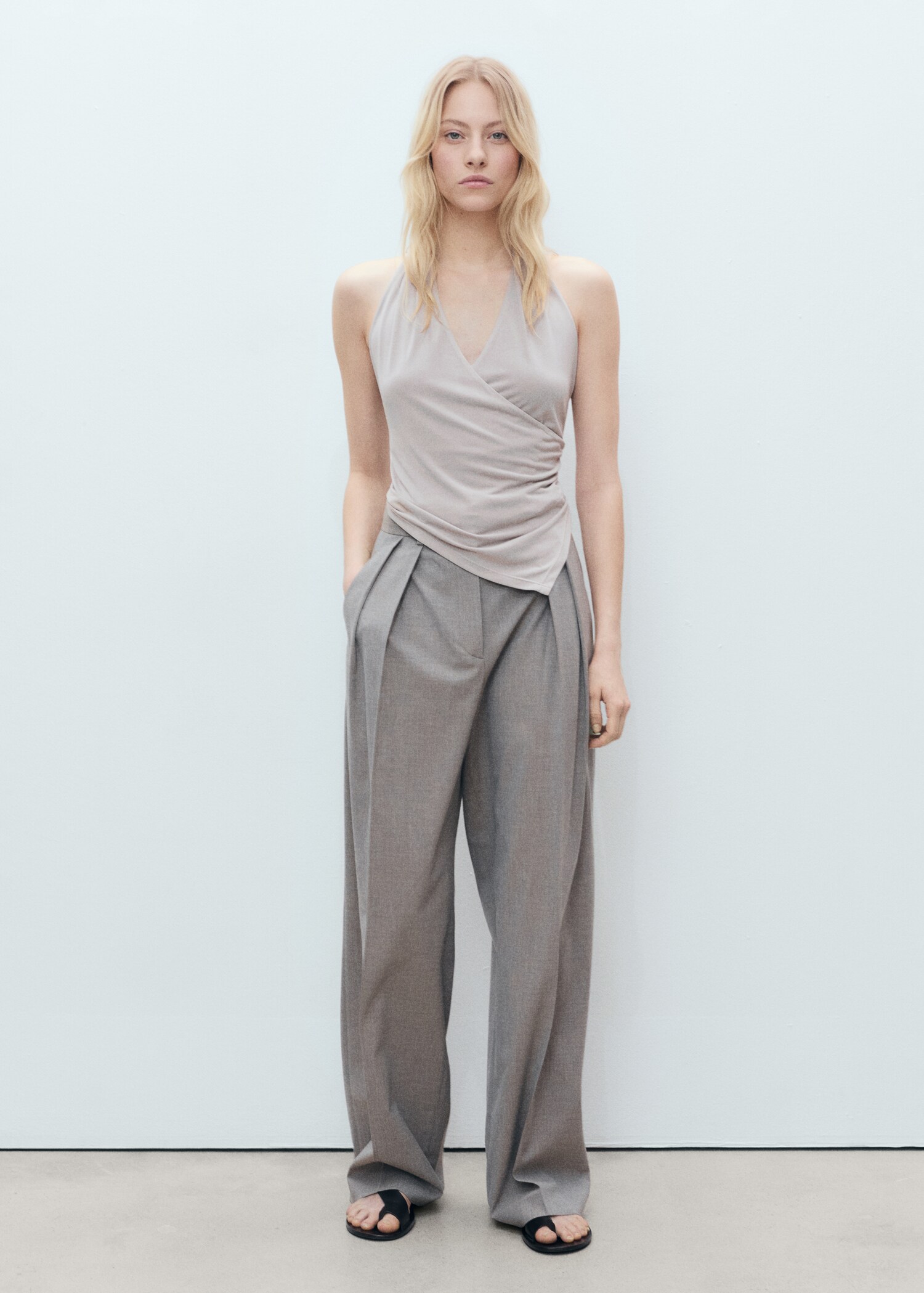 Top cruzado cuello halter - Plano general