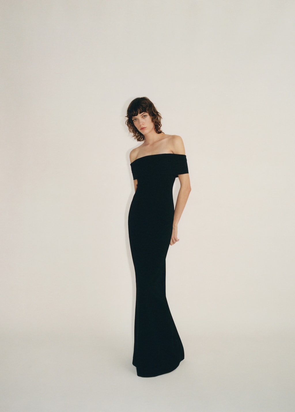 Off-the-shoulder dress with slit detail - Women | MANGO USA Off-the-shoulder dress with slit detail - Women | MANGO USA
