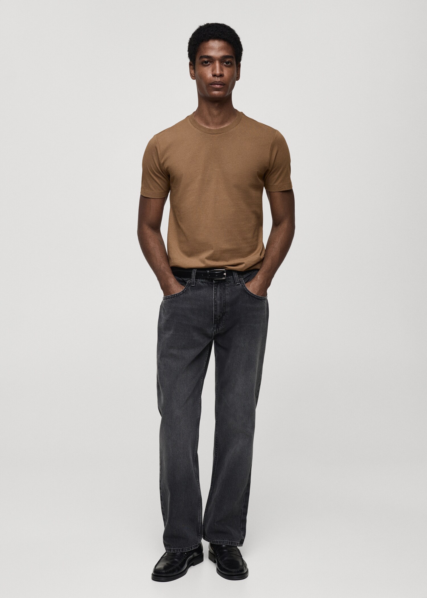 100% cotton slim-fit t-shirt - General plane