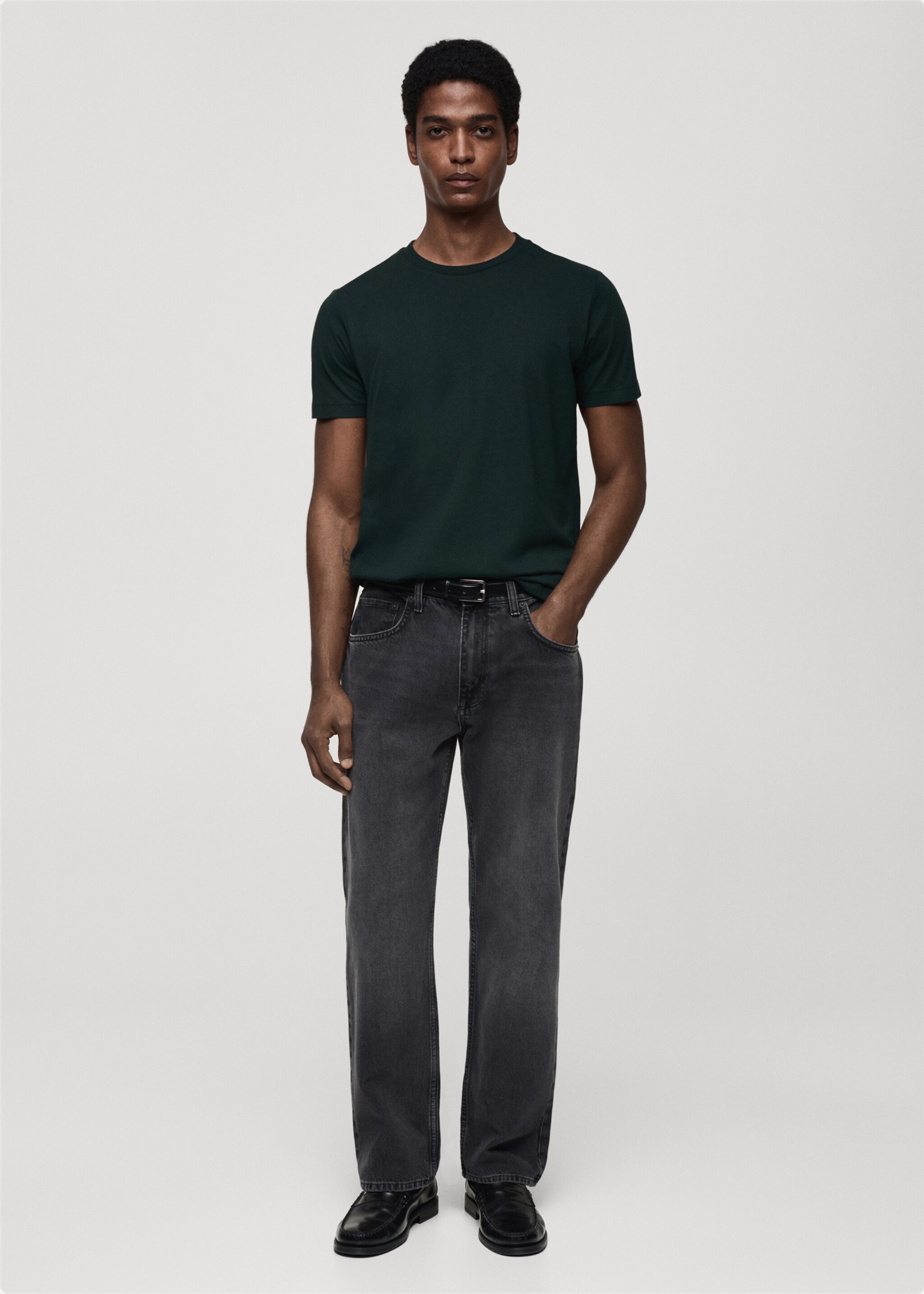 Maglietta 100% cotone slim-fit - Piano generale