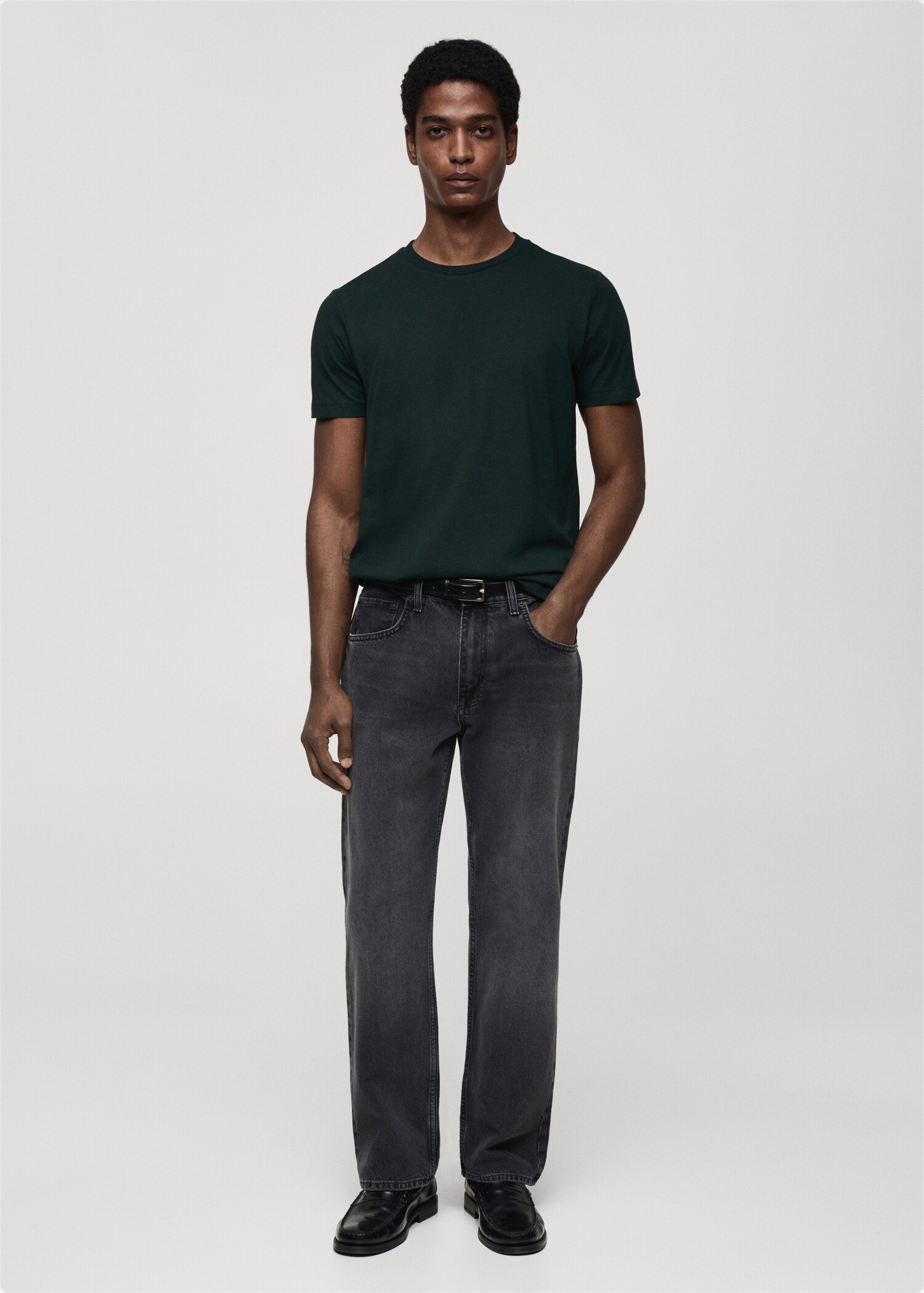 100% cotton slim-fit t-shirt - General plane
