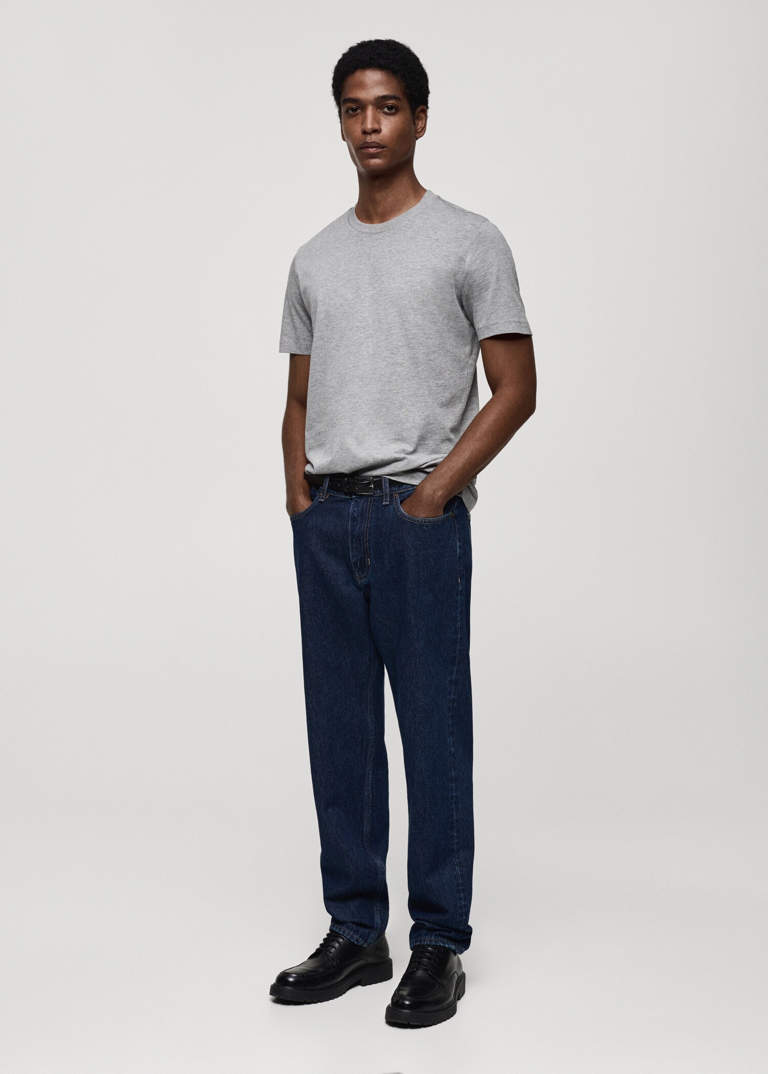 100% cotton slim-fit t-shirt - General plane