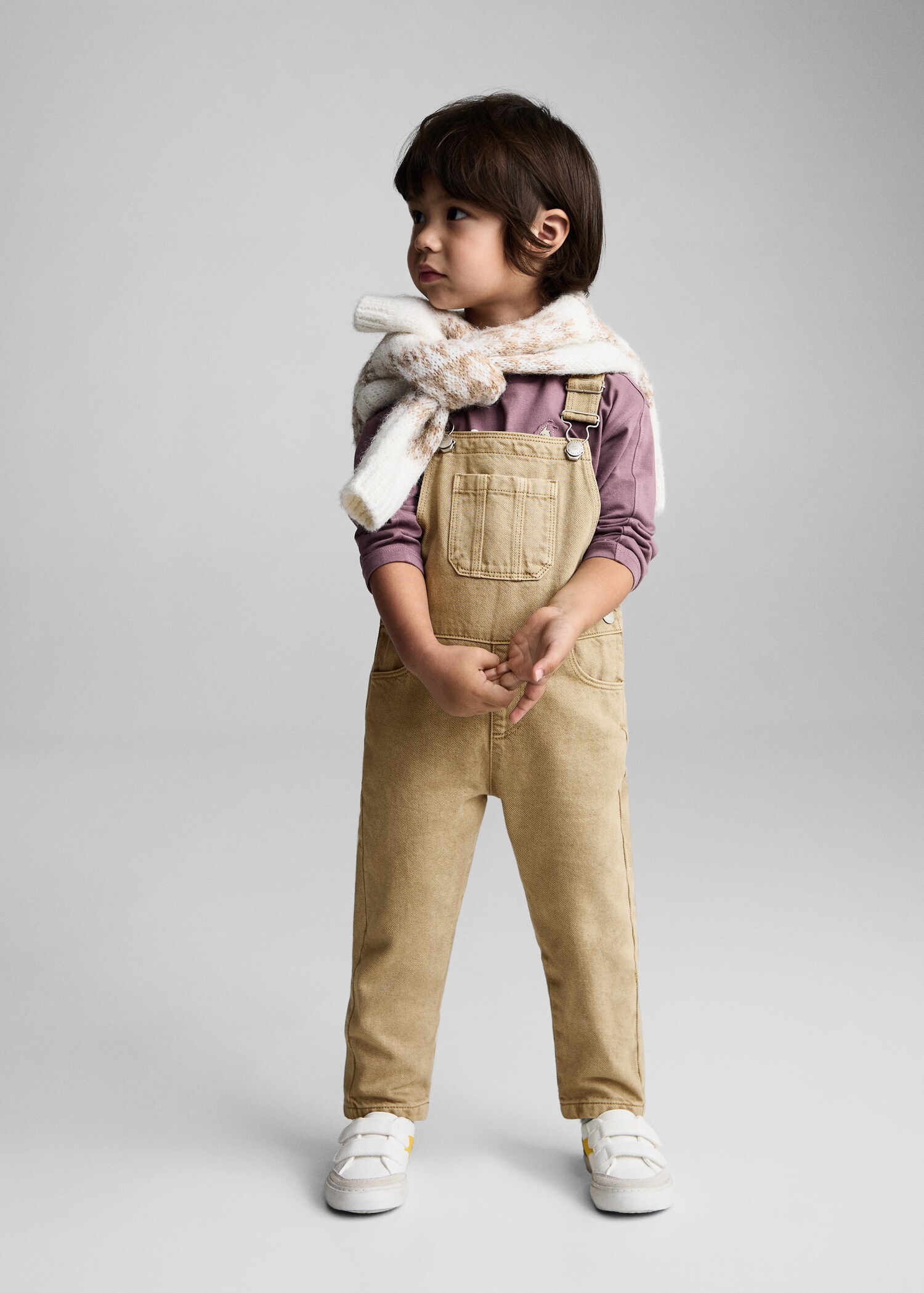 Long denim dungarees - General plane