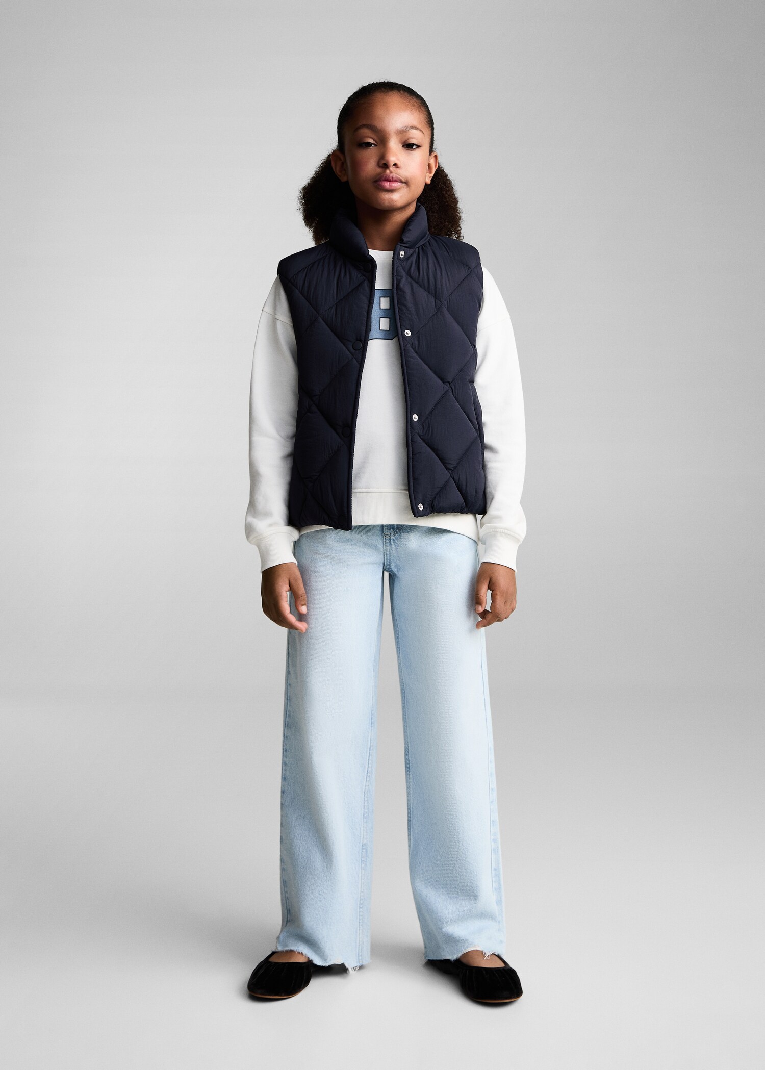 Diamond quilted gilet - General plane