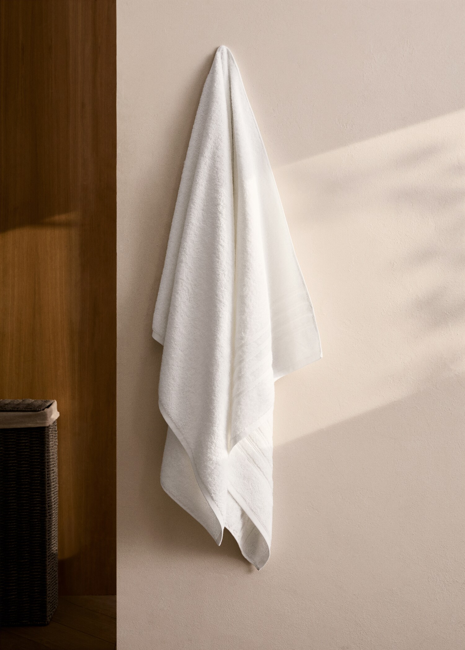 Cotton bath towel - General plane