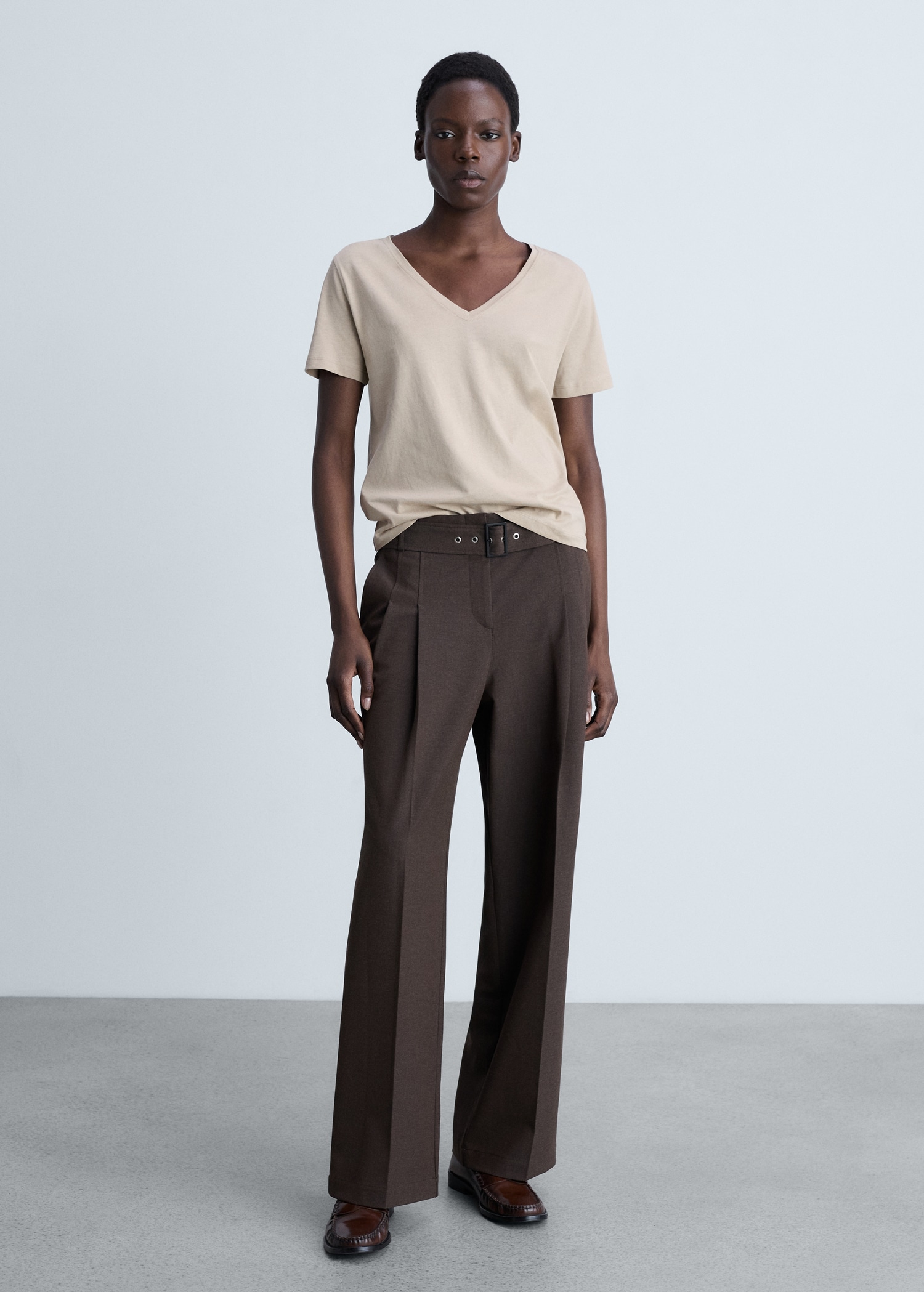V-neck cotton T-shirt - Women | MANGO USA
