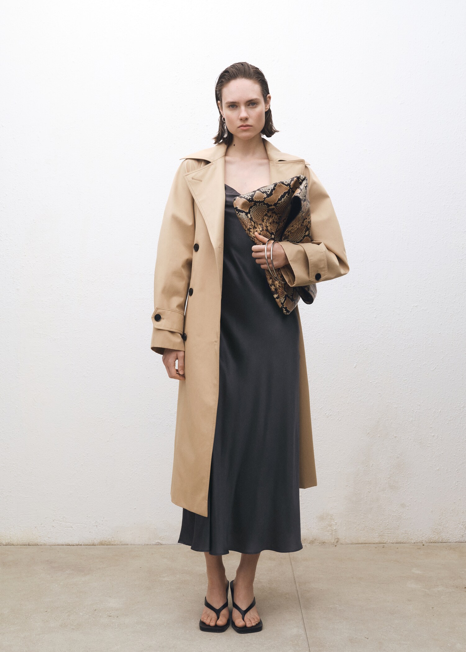Silk dress with draped neckline - General plane