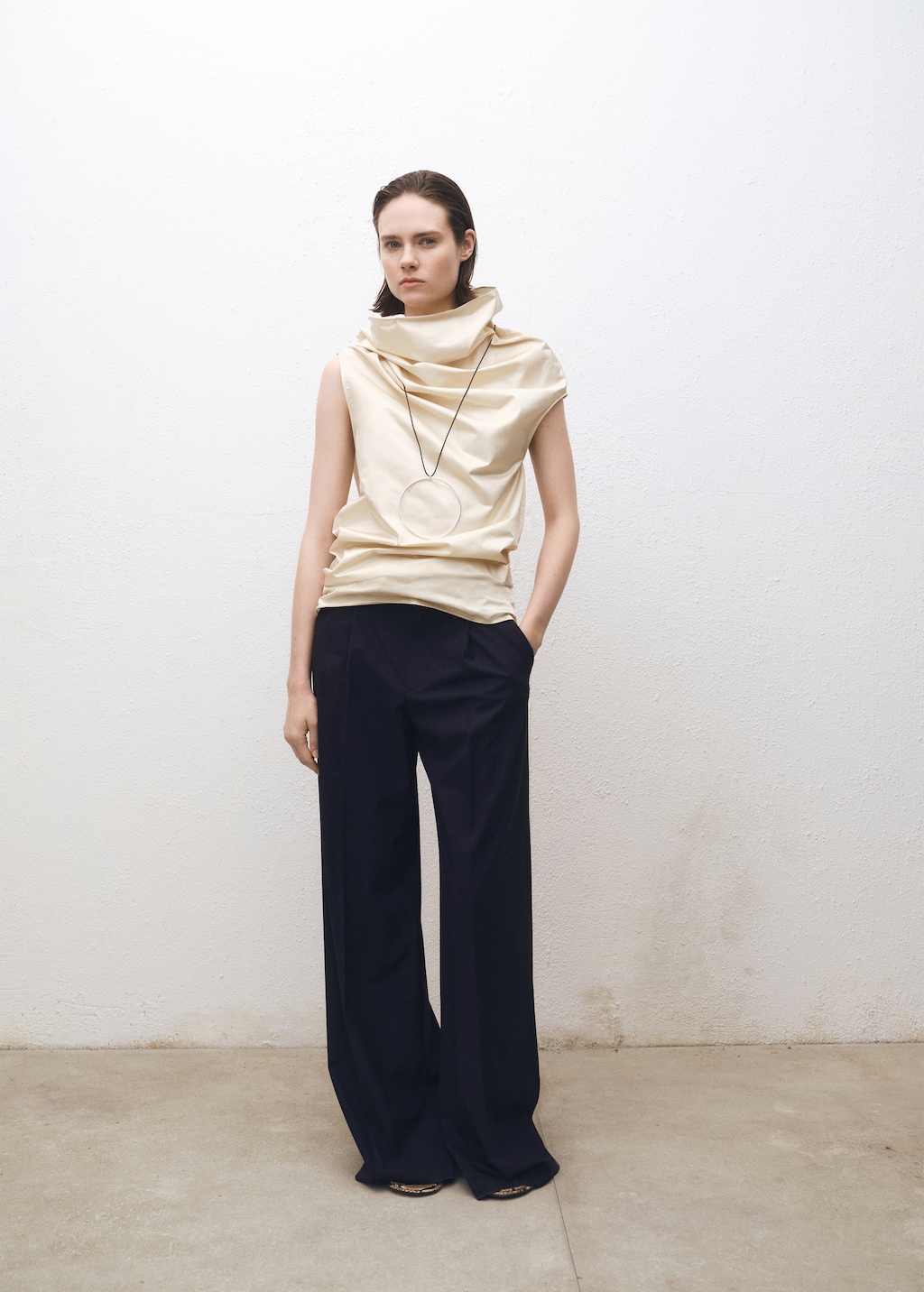 Wide leg wool-blend pleated pants
