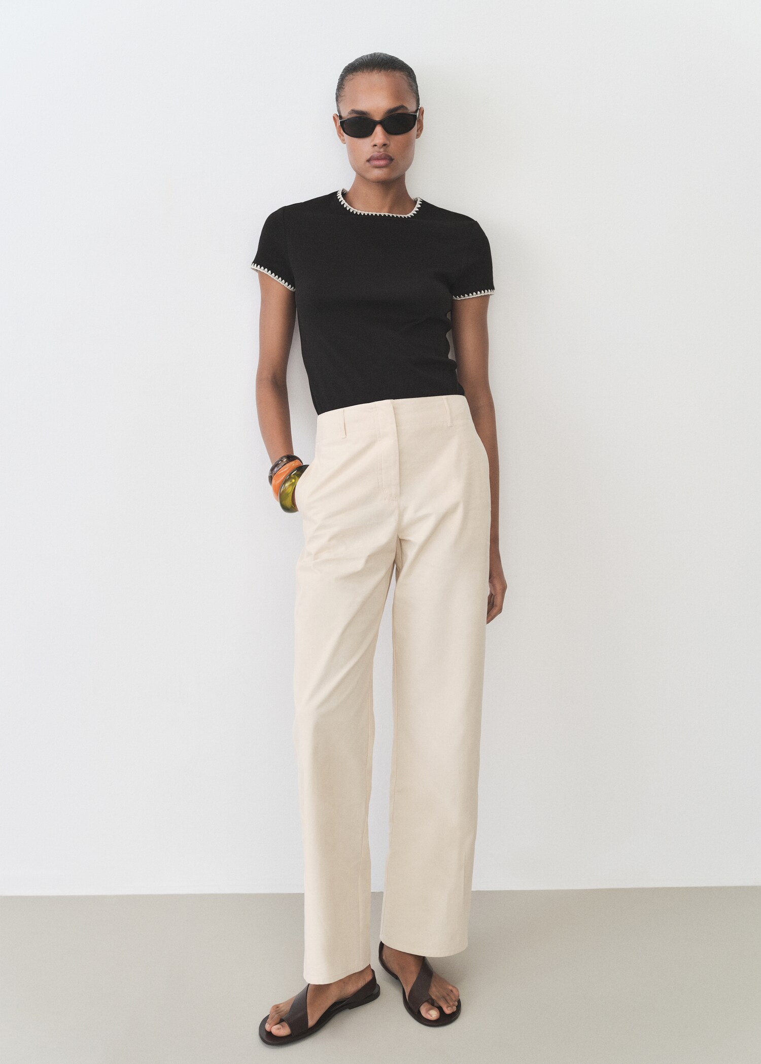 Cotton t-shirt with contrasting trim - General plane