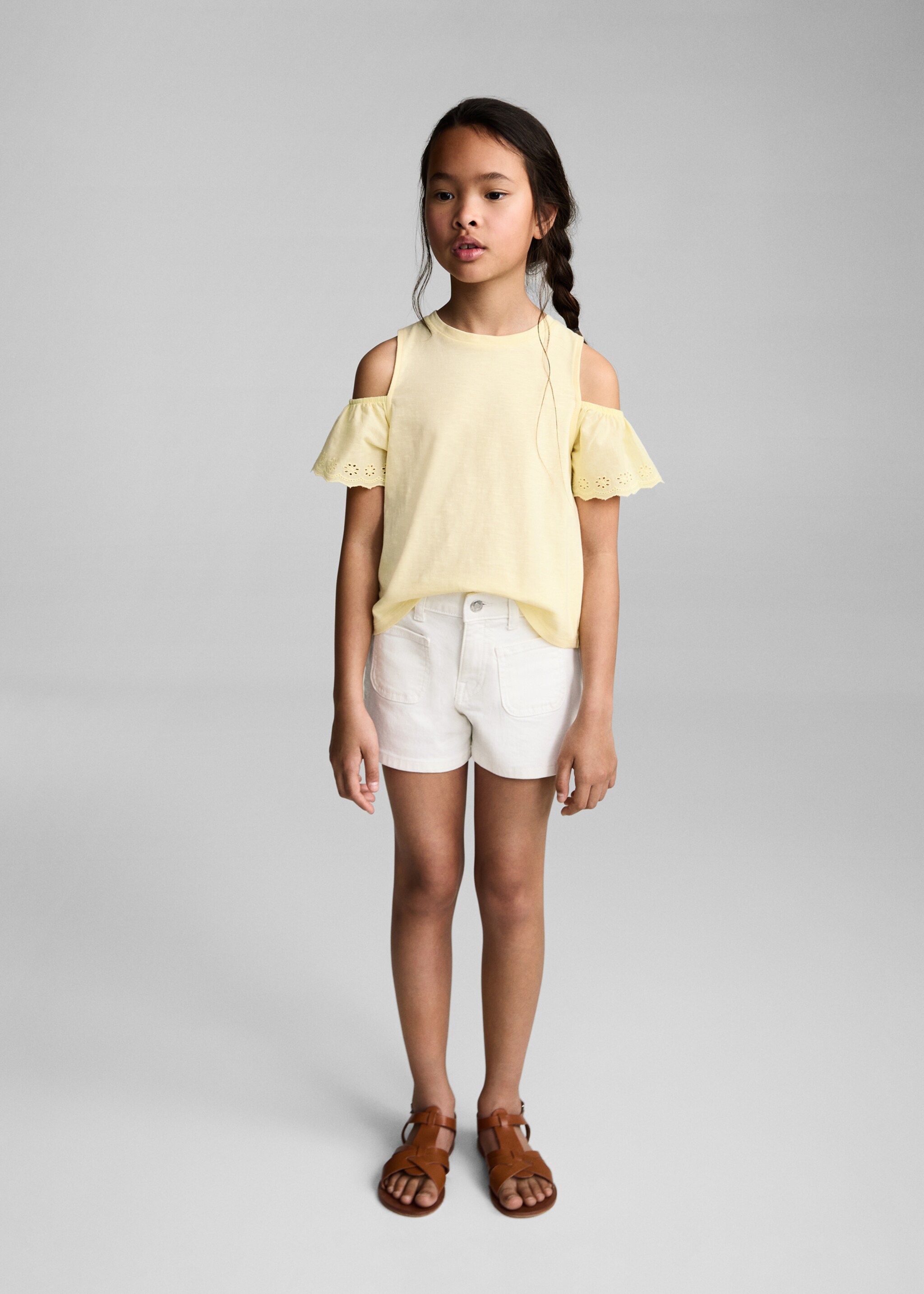 Cut-out t-shirt - General plane