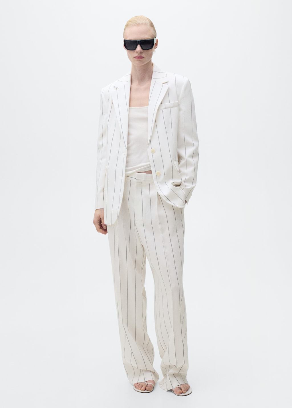 【関税込み】off-white '23 pinstripes' blazer Can't Leave Pinstripe Oversized Blazer - White Pinstripe