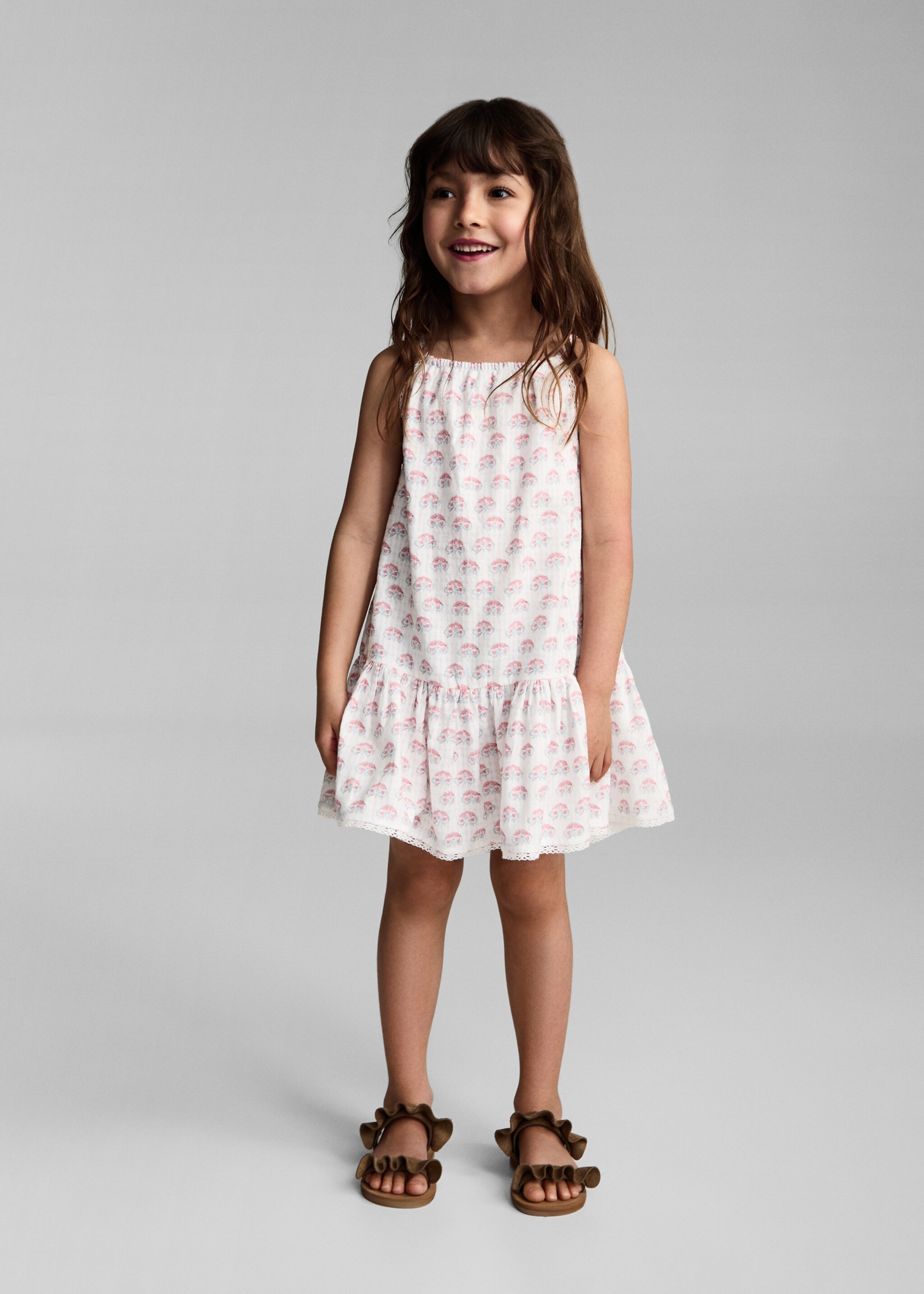 Floral embroidered dress with straps - General plane