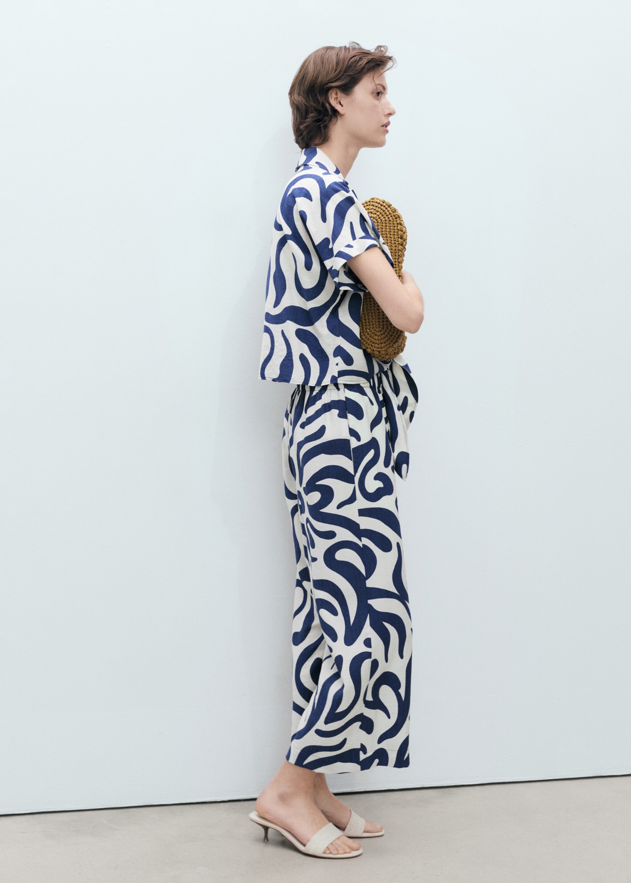 Printed culotte trousers - General plane