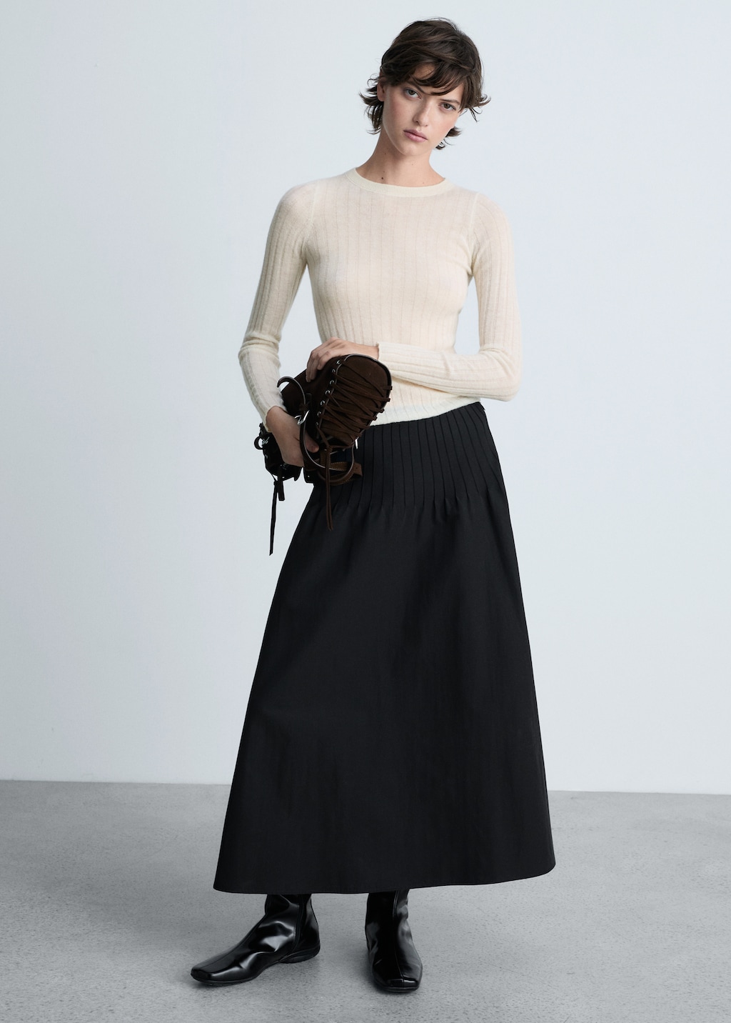 Ribbed round-neck sweater - image 2