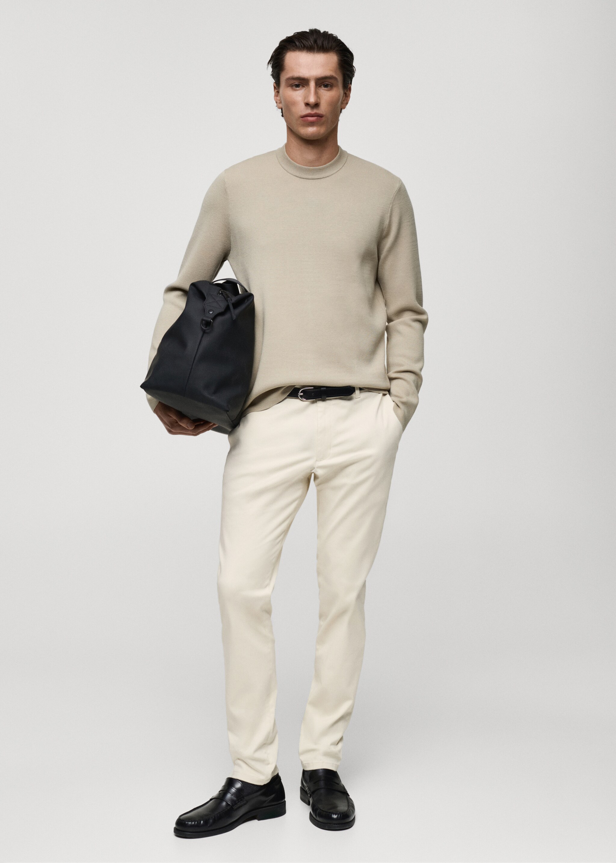 Calças chino Barna slim fit de sarja - Plano geral