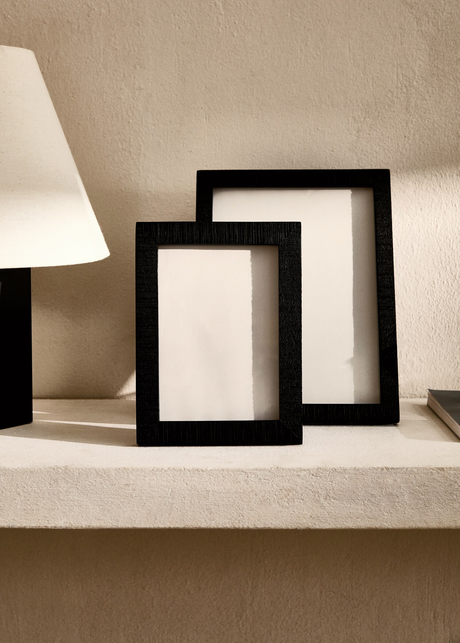Cornice in legno di media texture - Piano generale