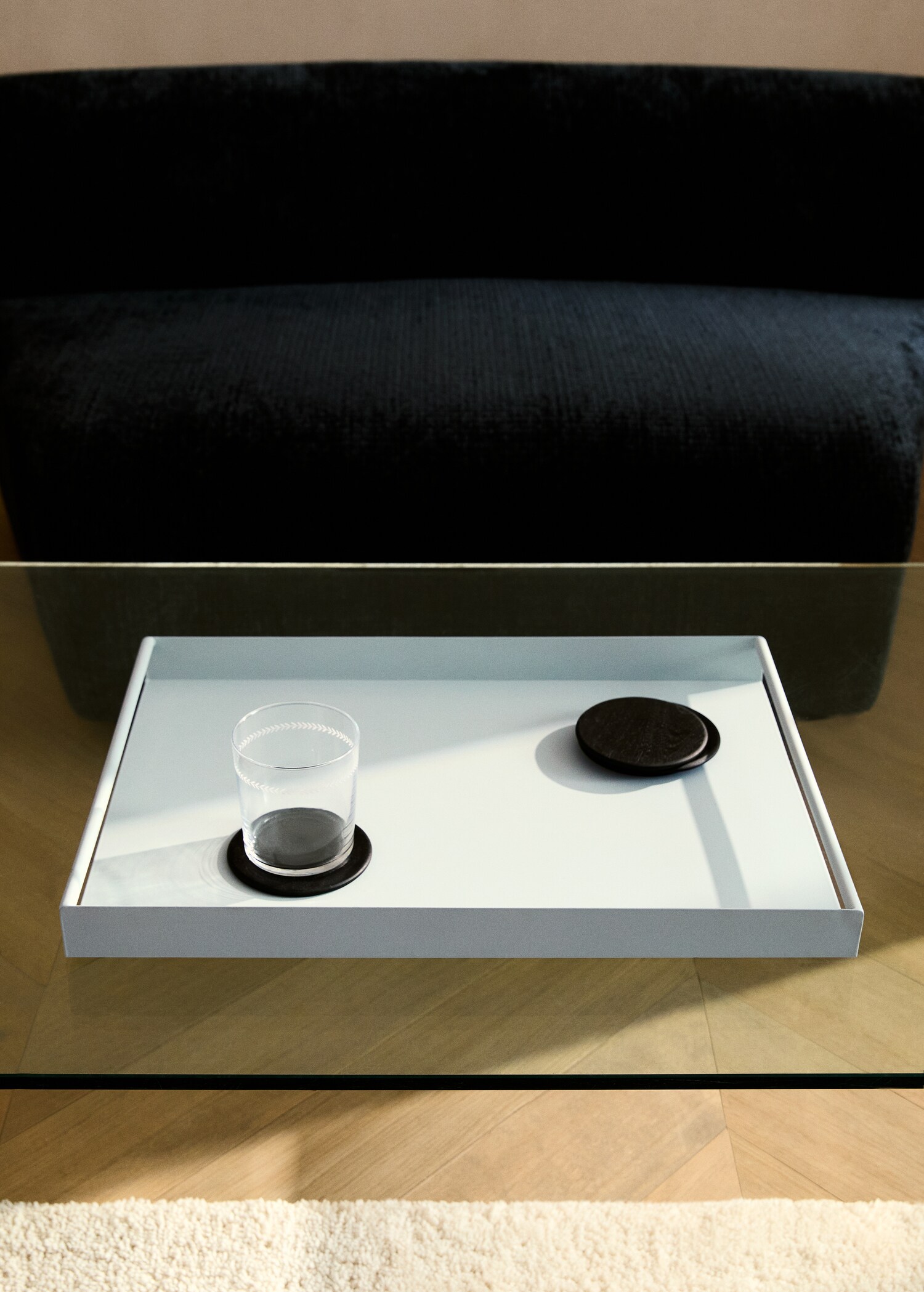 Rectangular metal tray with handles - General plane