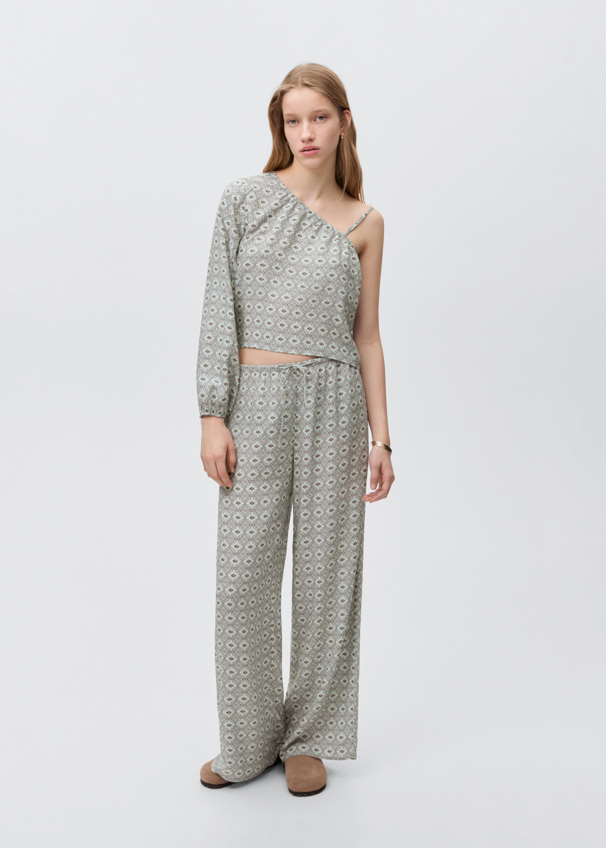 Flowy printed trousers - General plane