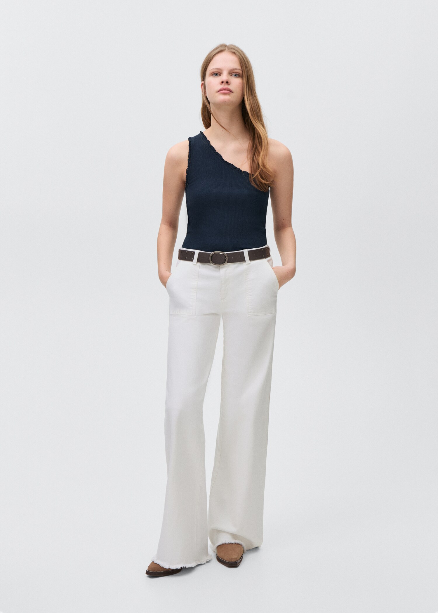 Top asymétrique dentelle - Plan général