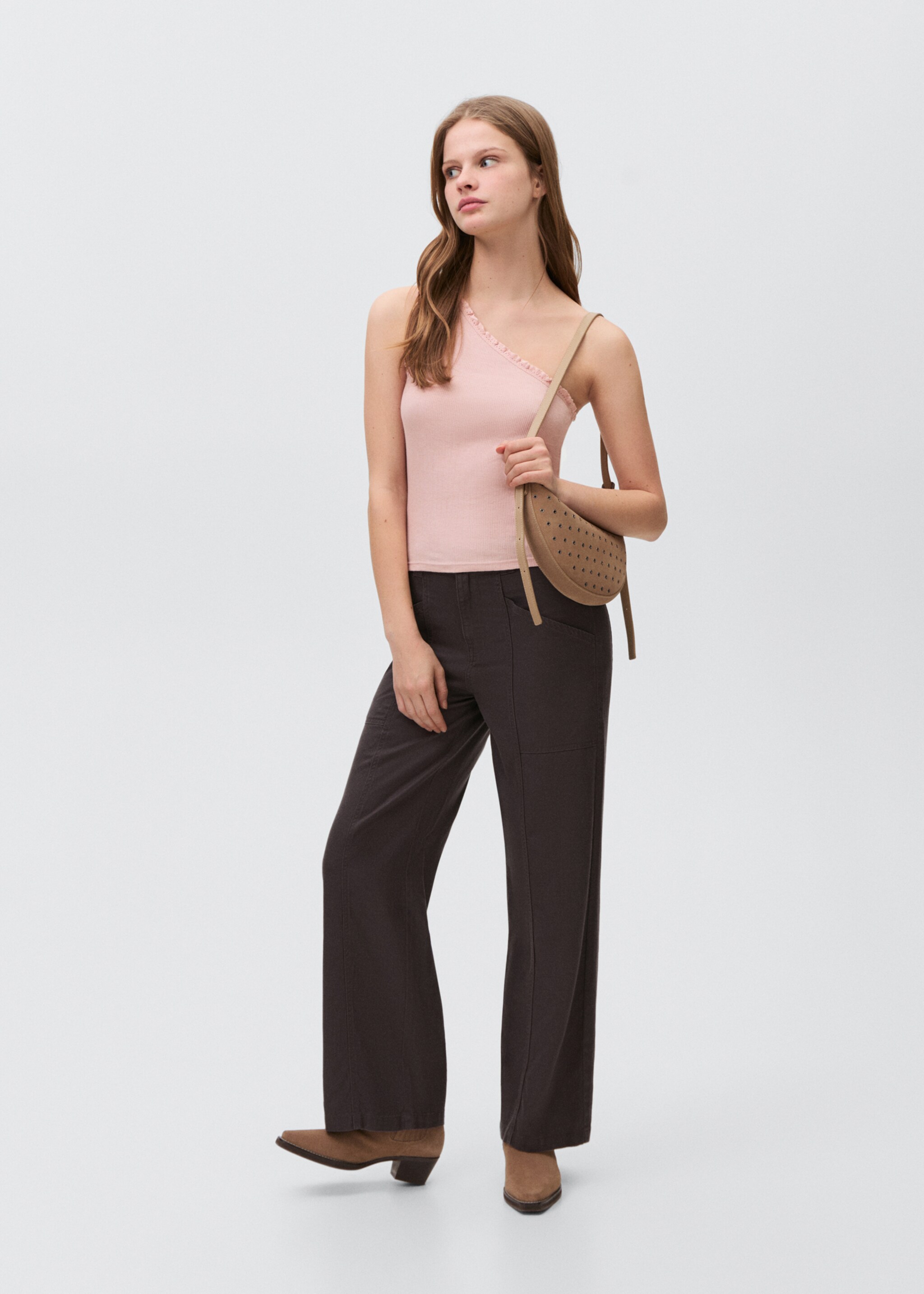 Lace asymmetric top - General plane, Pale Pink. Ref: 87055727-00.