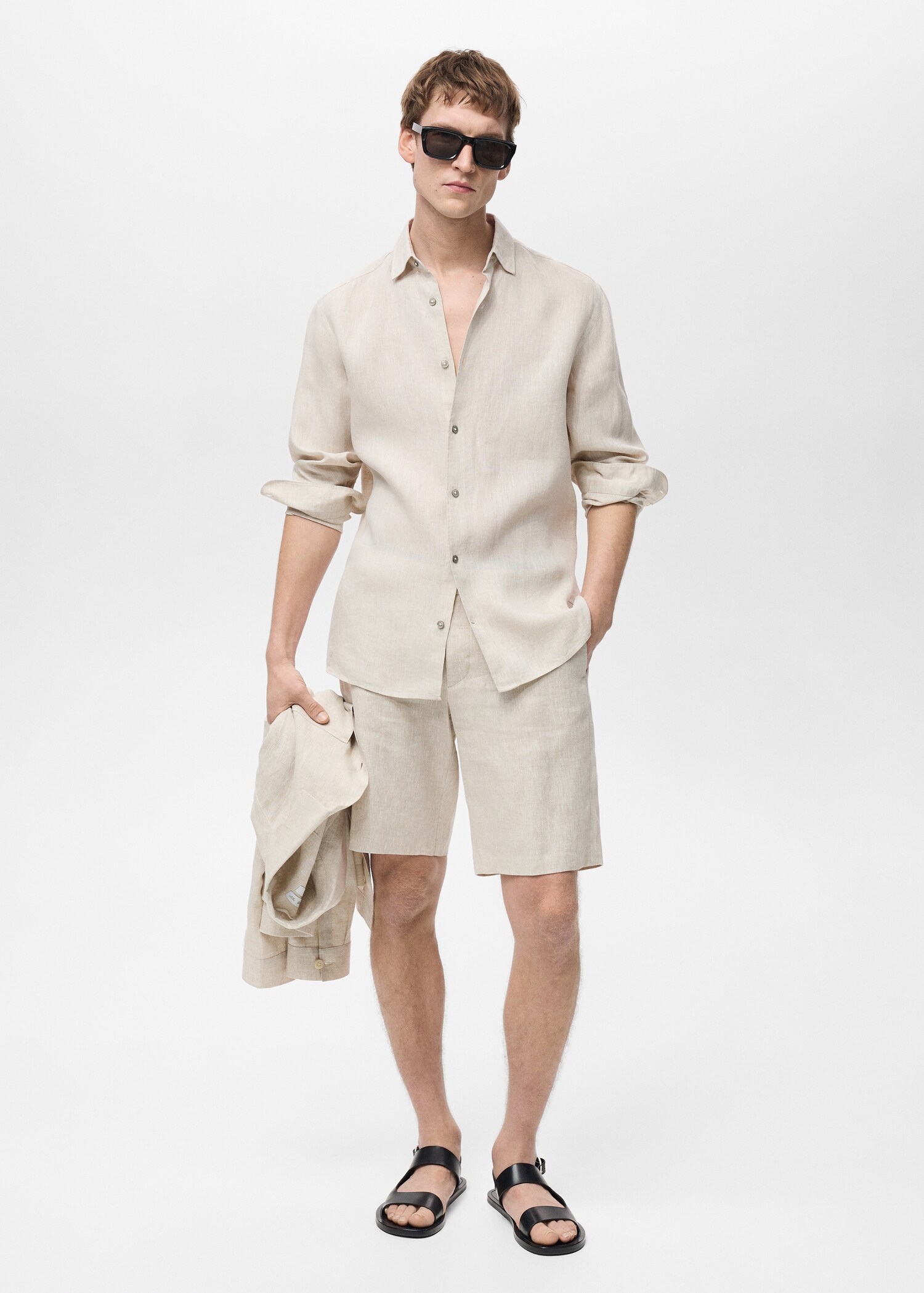 Slim-fit 100% linen bermuda shorts - General plane
