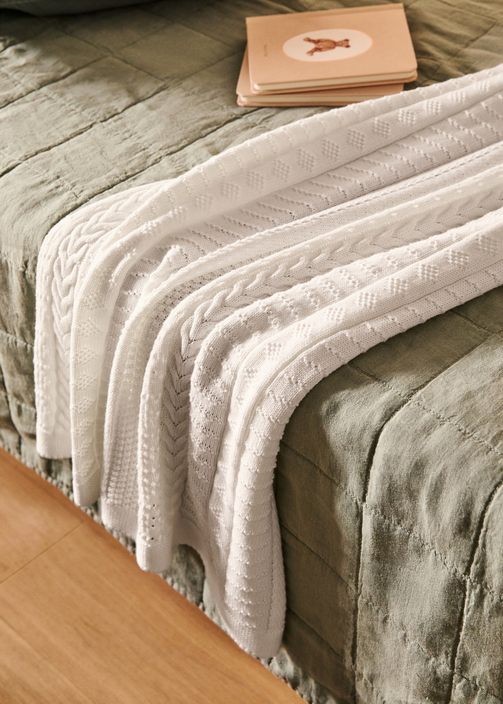 Children's cotton knitted blanket - General plane