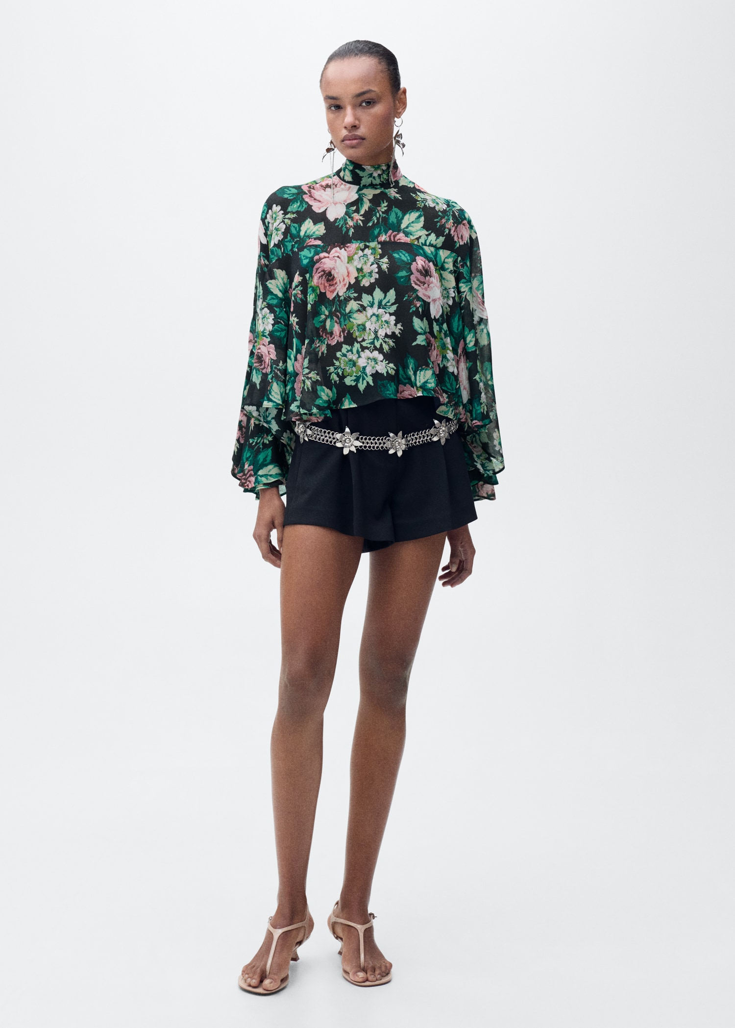 Blusa cuello alto estampado floral - Plano general