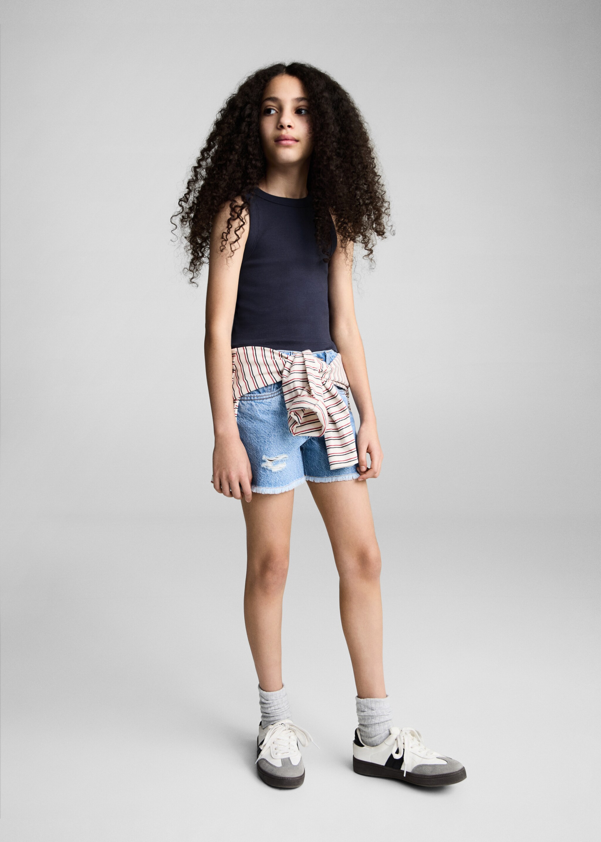Knitted cropped top - General plane
