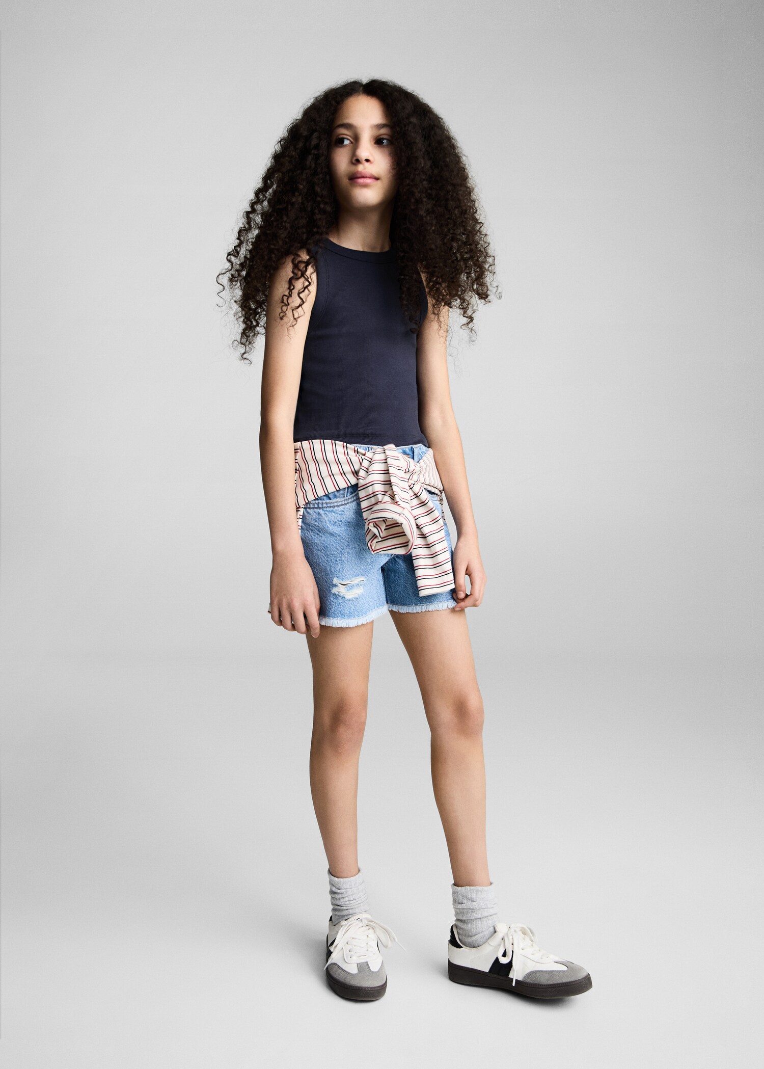 Knitted cropped top - General plane