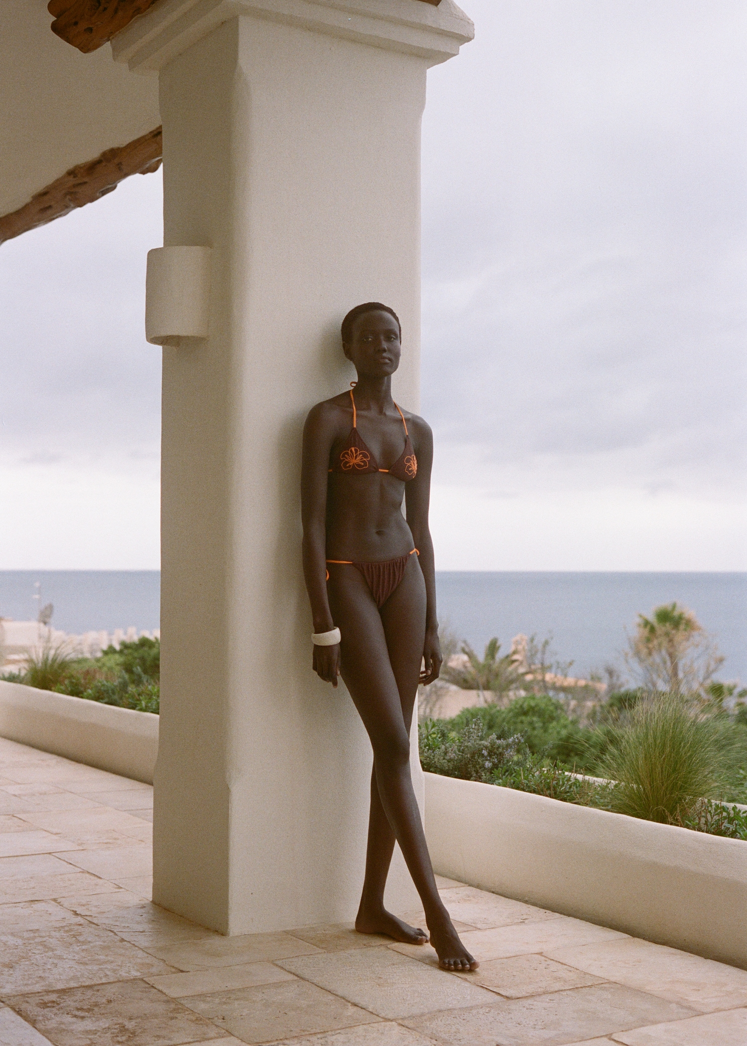 Embroidered-flower bikini top - General plane
