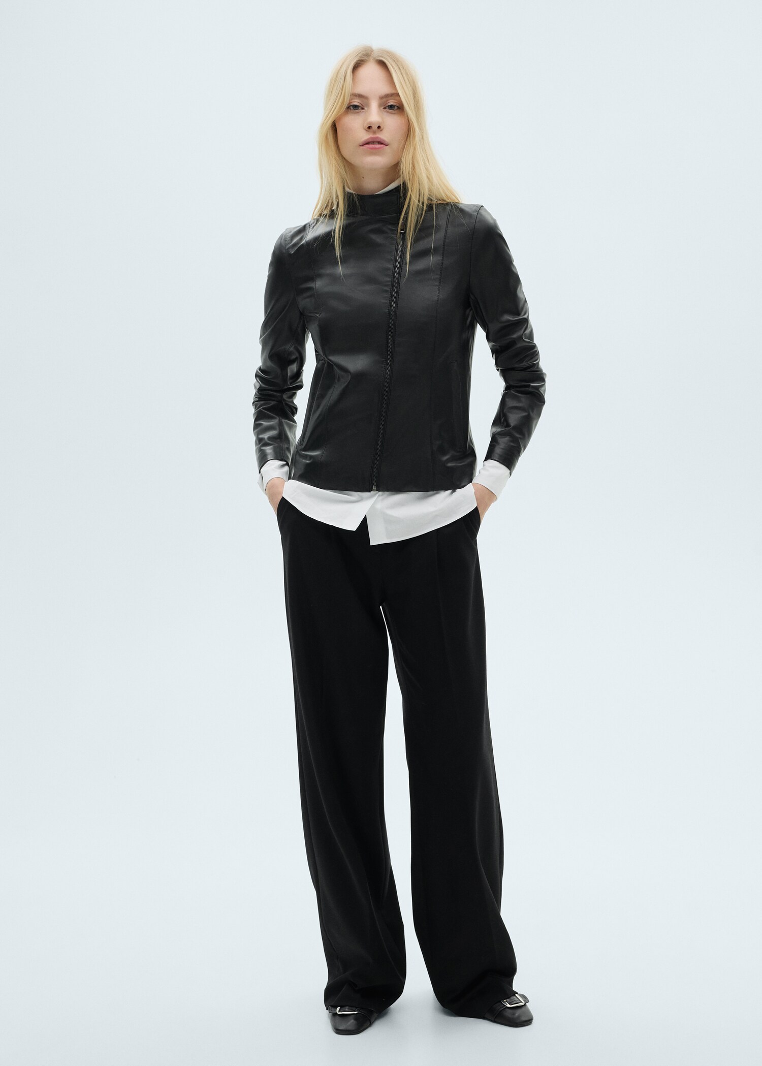 Fitted leather jacket with zip - General plane