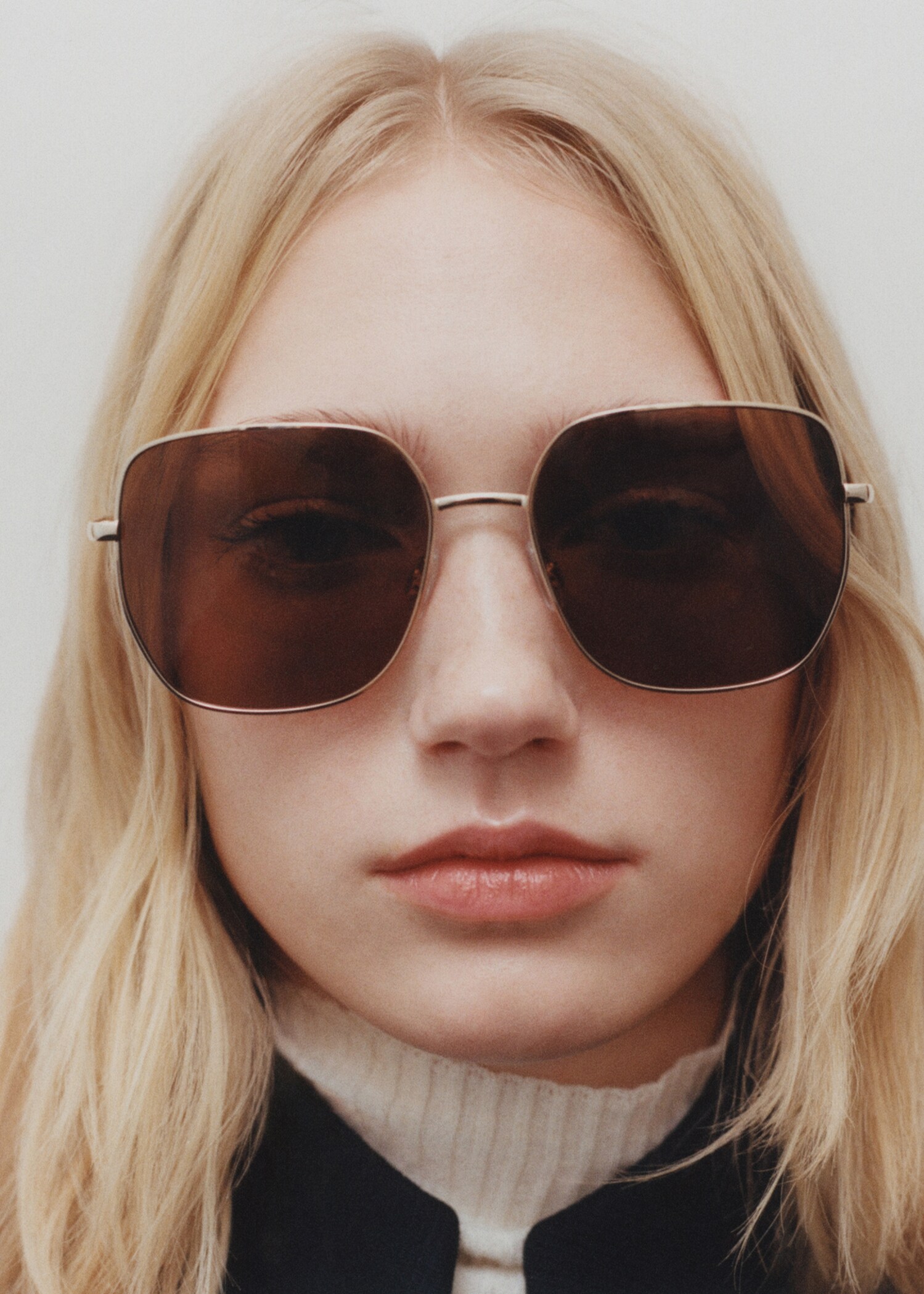 Square metallic frame sunglasses - General plane
