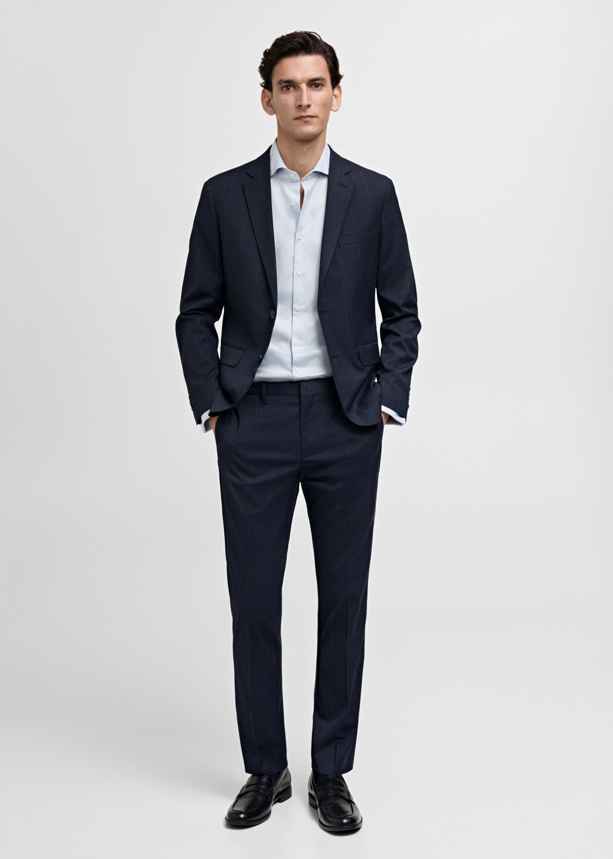 Slim-fit twill fabric suit with shirt cufflinks - General plane