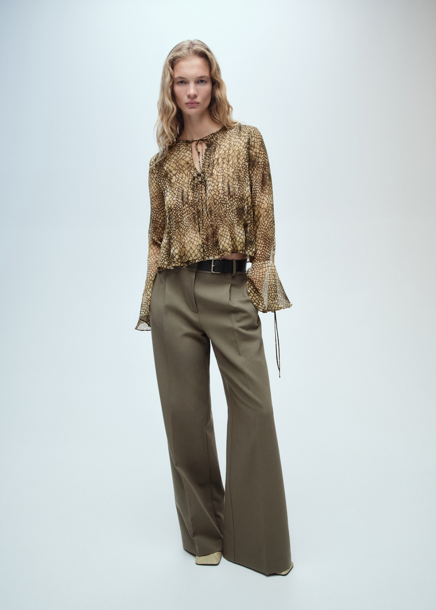 Chemise imprimée manches bouffantes - Plan général