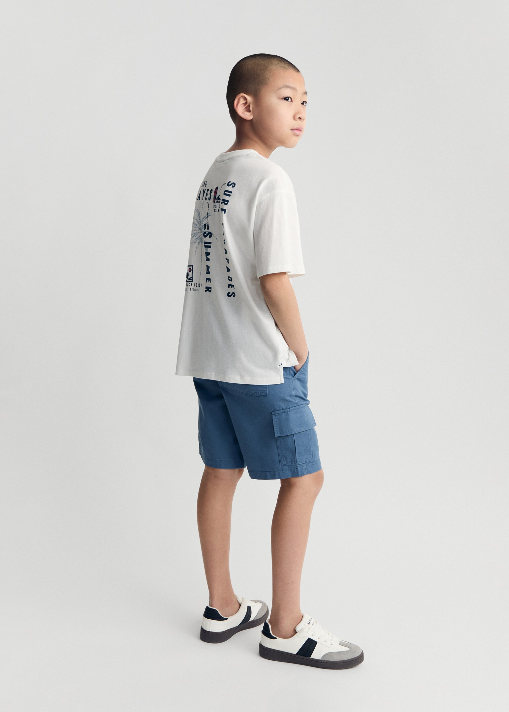 Short-sleeved printed t-shirt - General plane