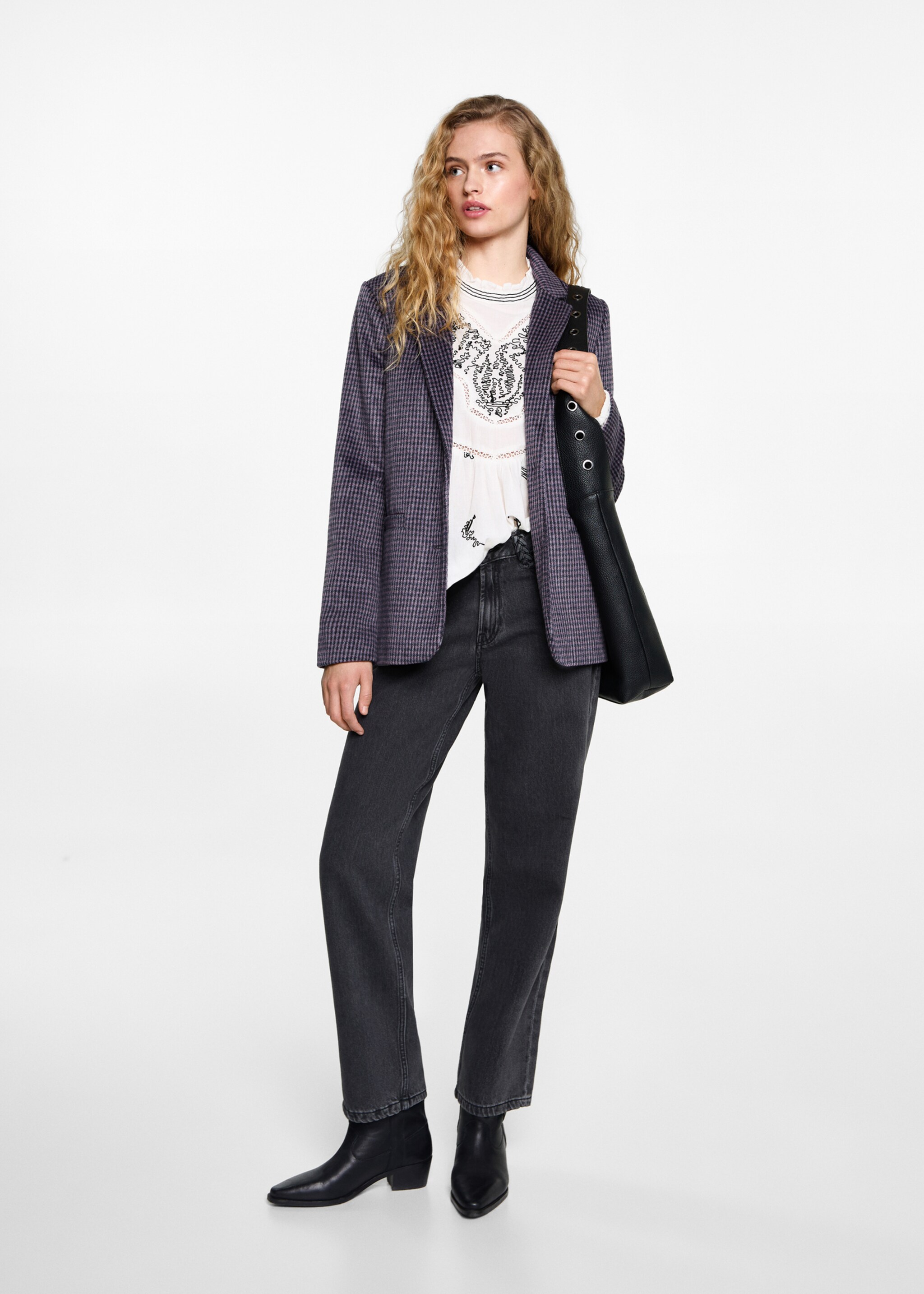 Cotton embroidered blouse - General plane