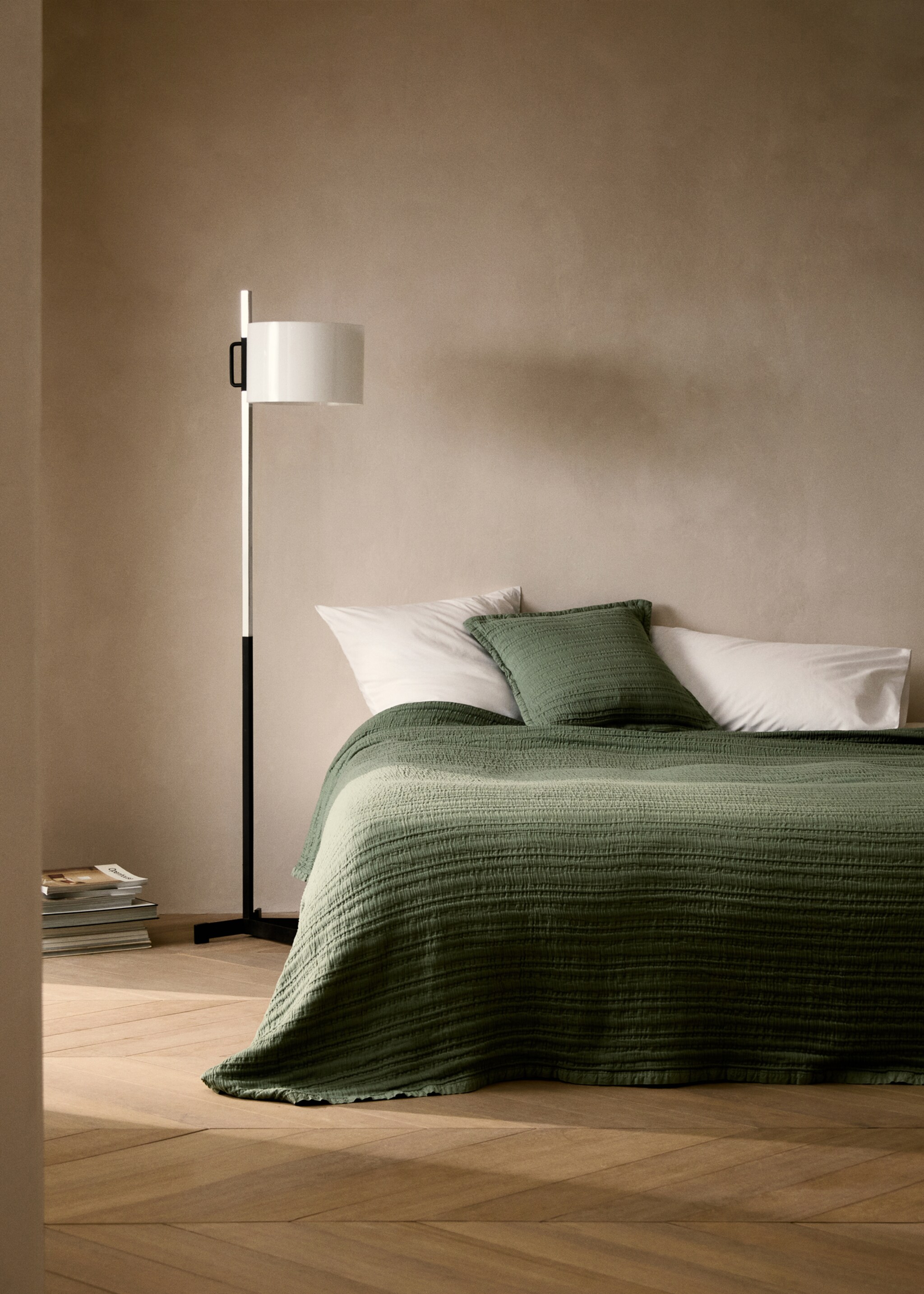 Cotton jacquard striped bedspread for 180/200 cm bed - General plane