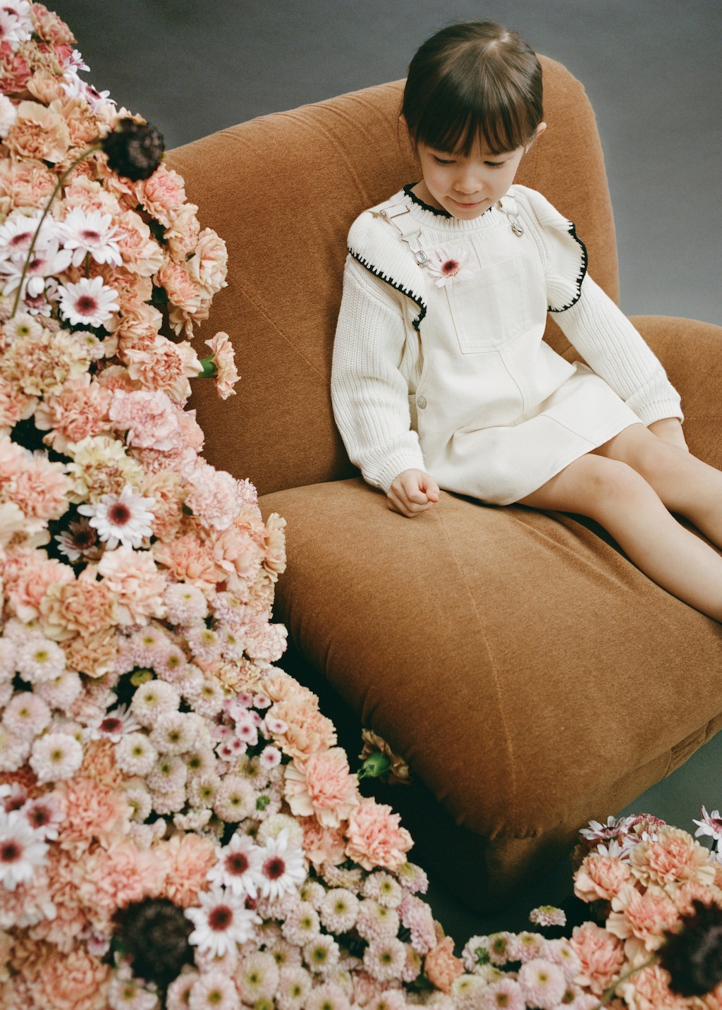 Short denim pinafore