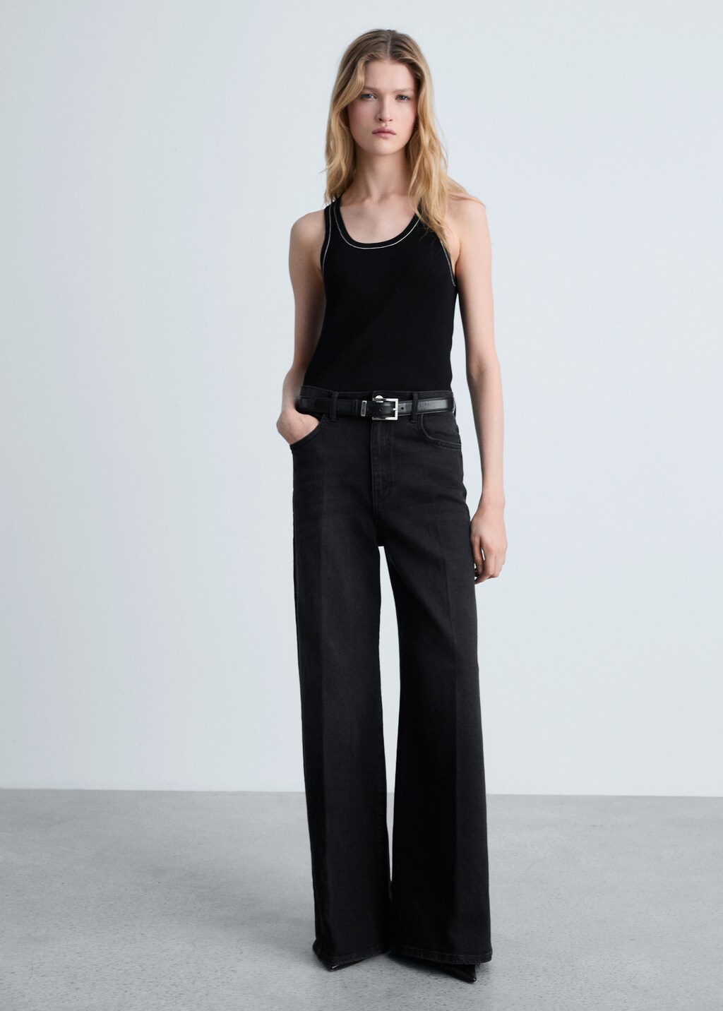 Ribbed top with contrasting trim - image 2