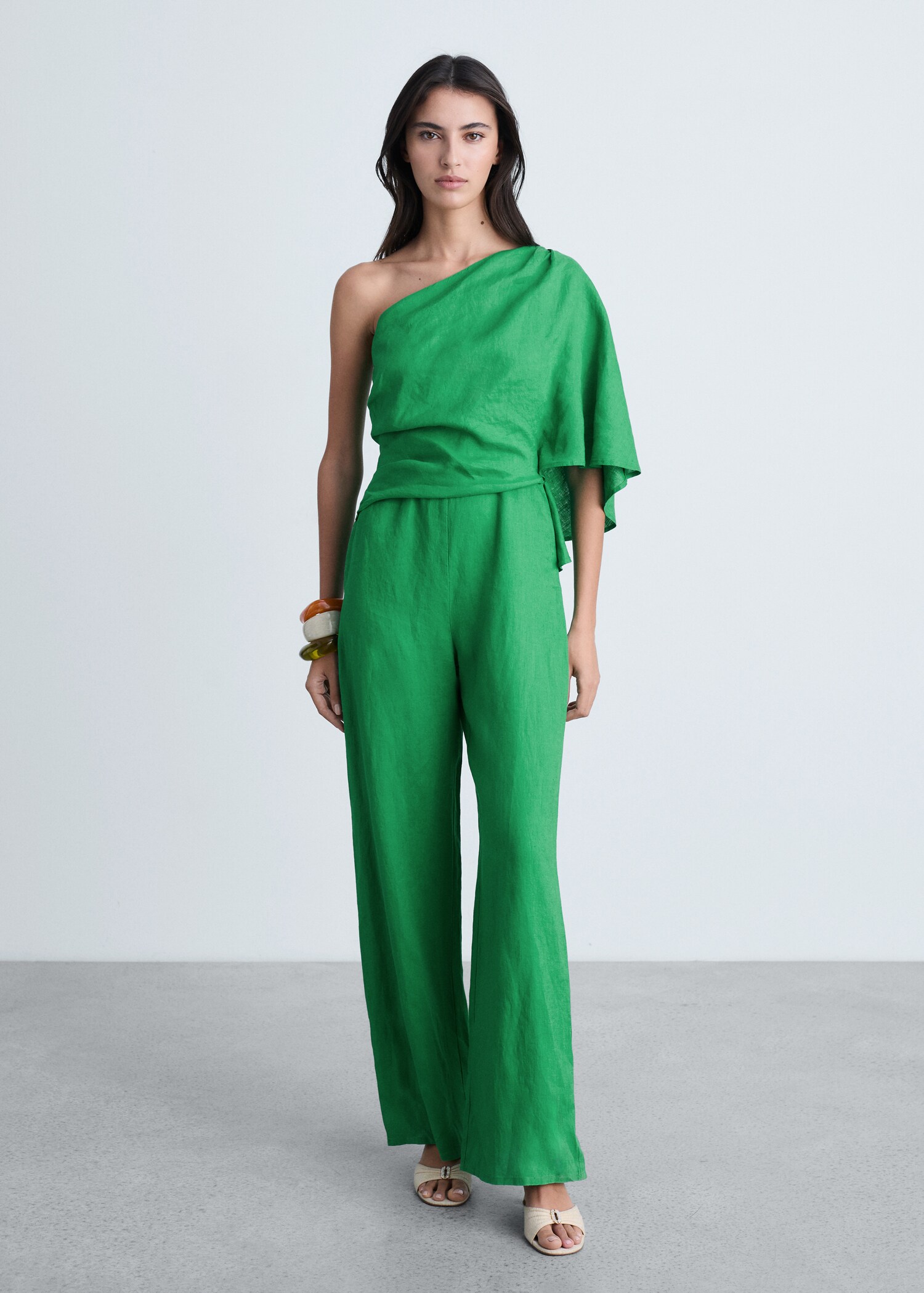 Asymmetrical linen jumpsuit - General plane