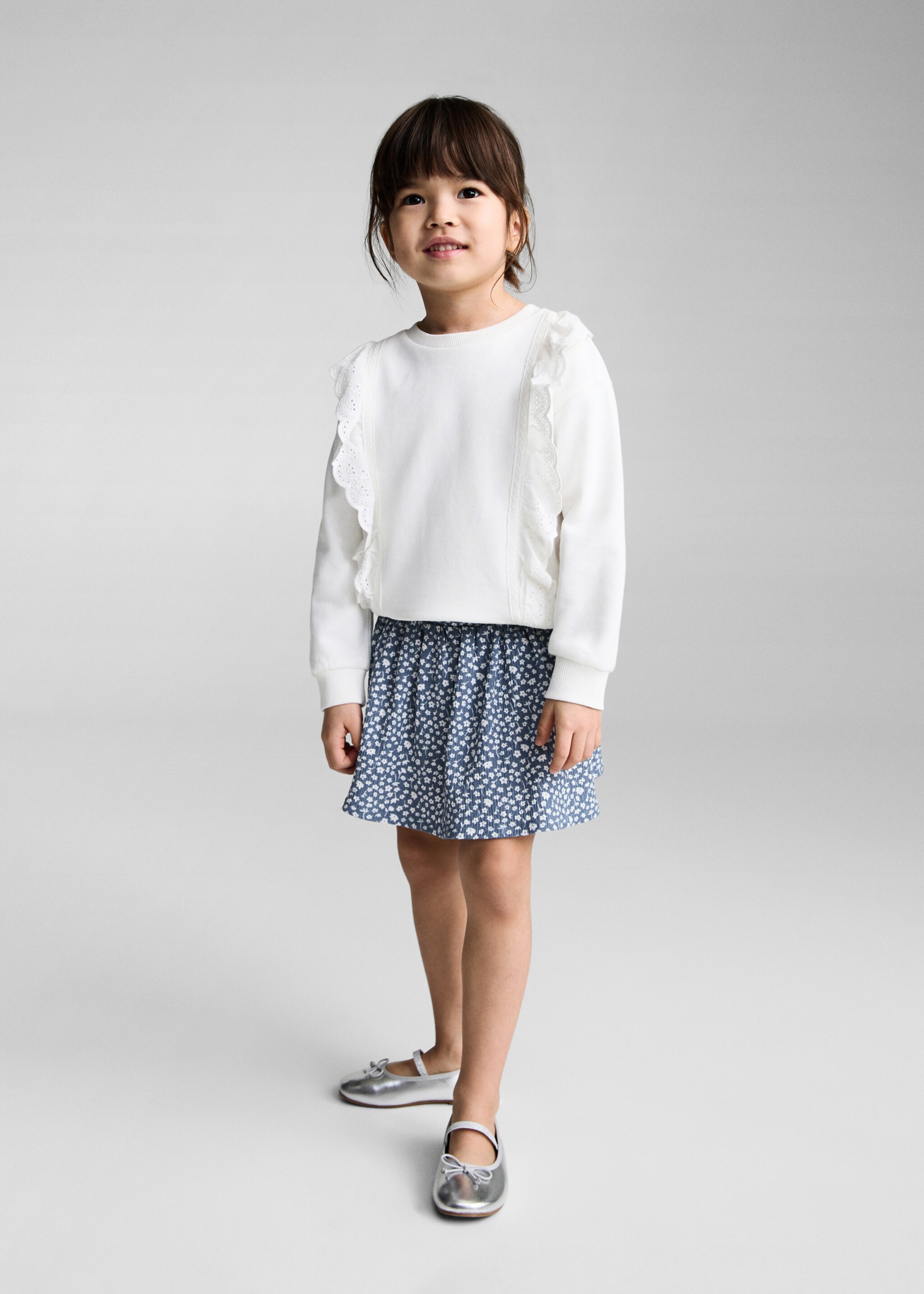 Short pleated skirt - General plane